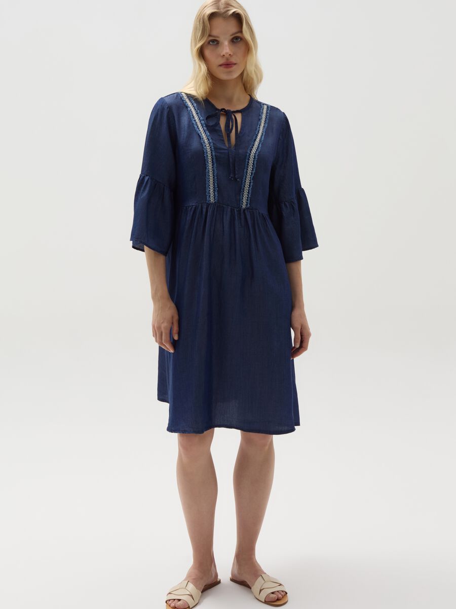 Short denim-effect dress with embroidery_0