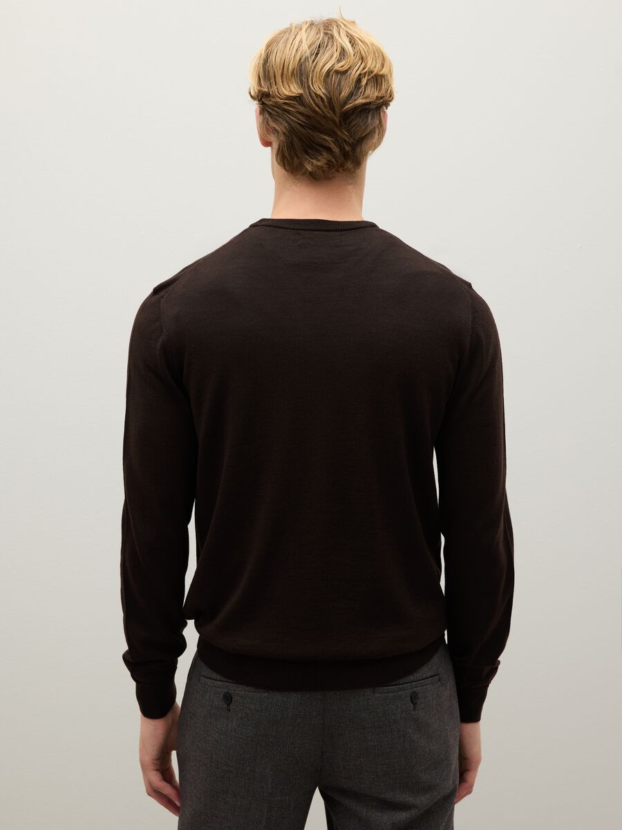 Brown regular fit crew neck pure merino wool jumper_3