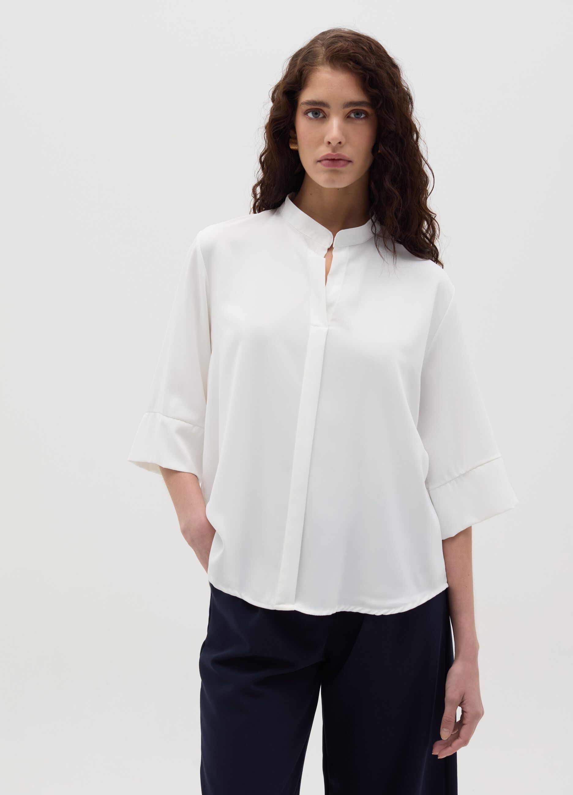 Blouse with kimono sleeves