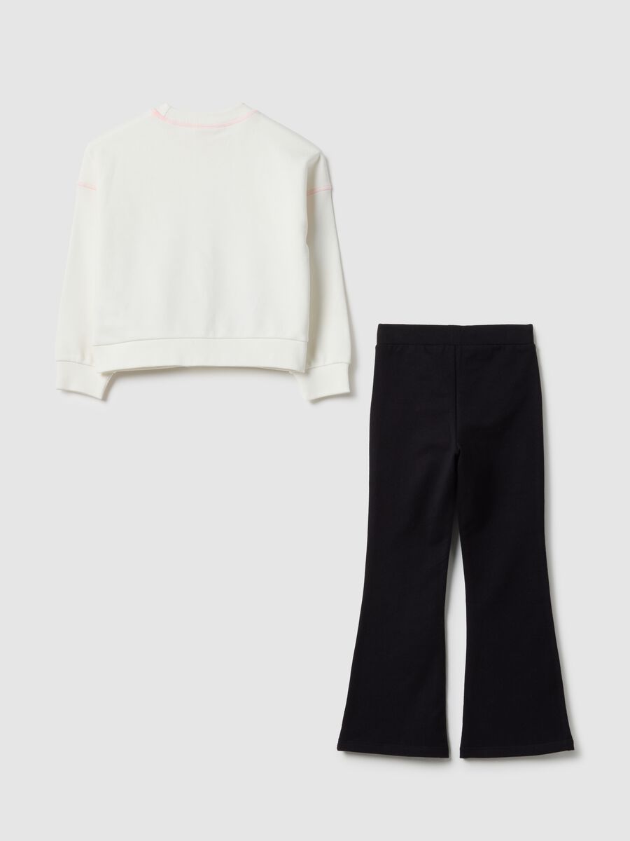 Multicolour cotton blend sweatshirt and trousers set for girls with regular fit_1