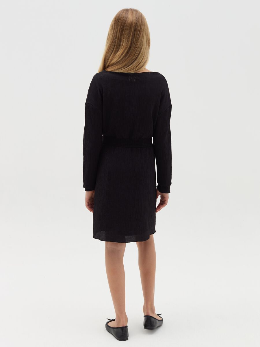 Short dress in crêpe with shirring_3