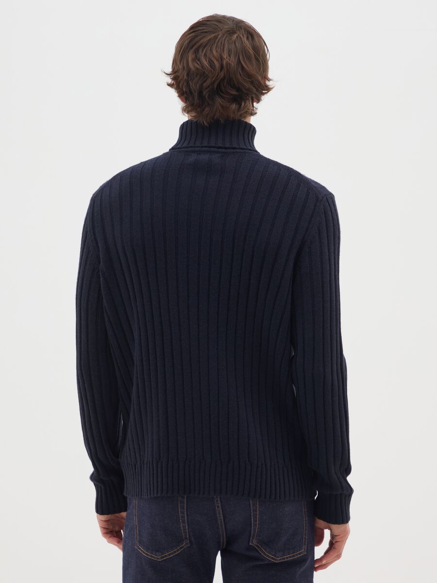 Regular fit blue turtleneck_2