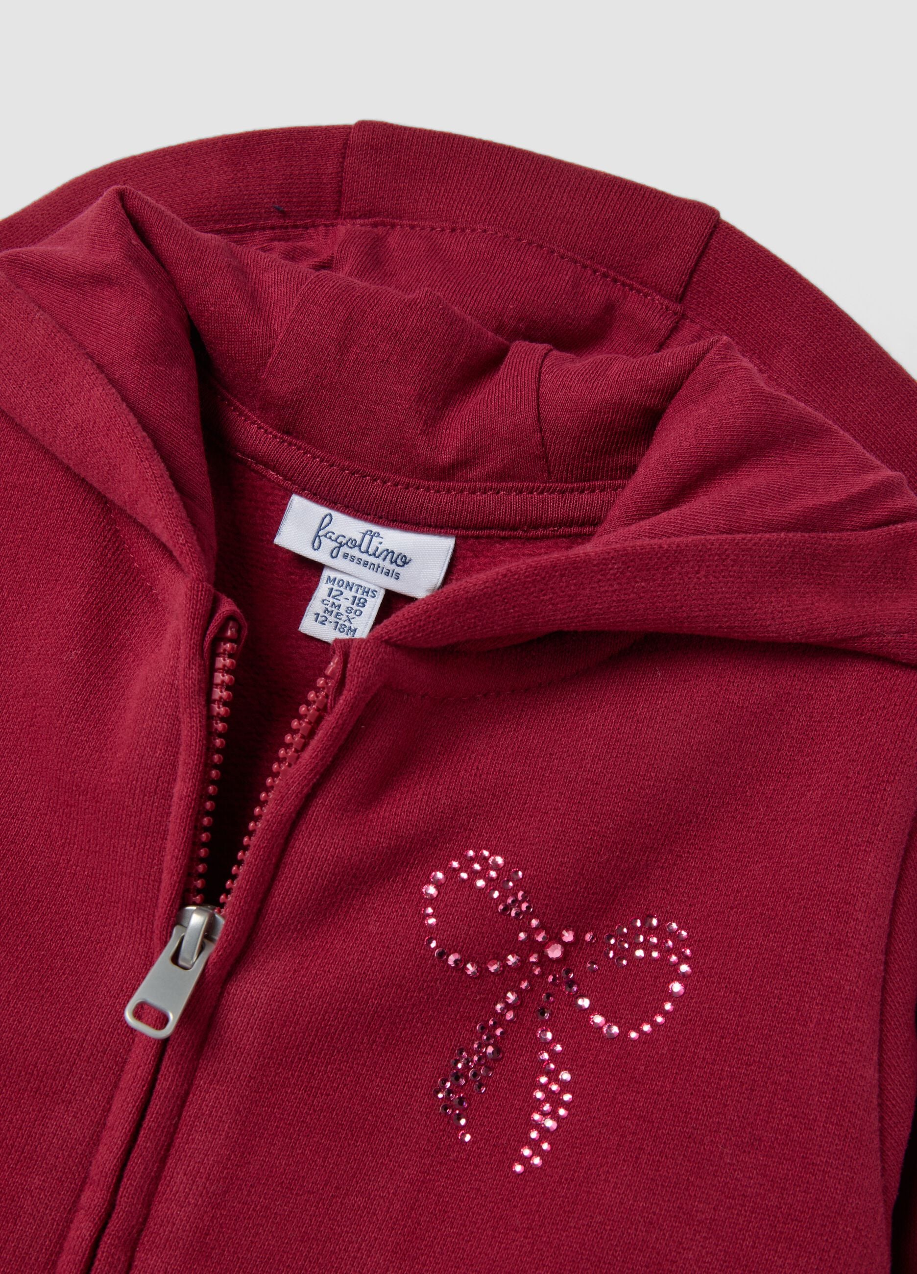 Red organic cotton hooded sweatshirt with crew neck