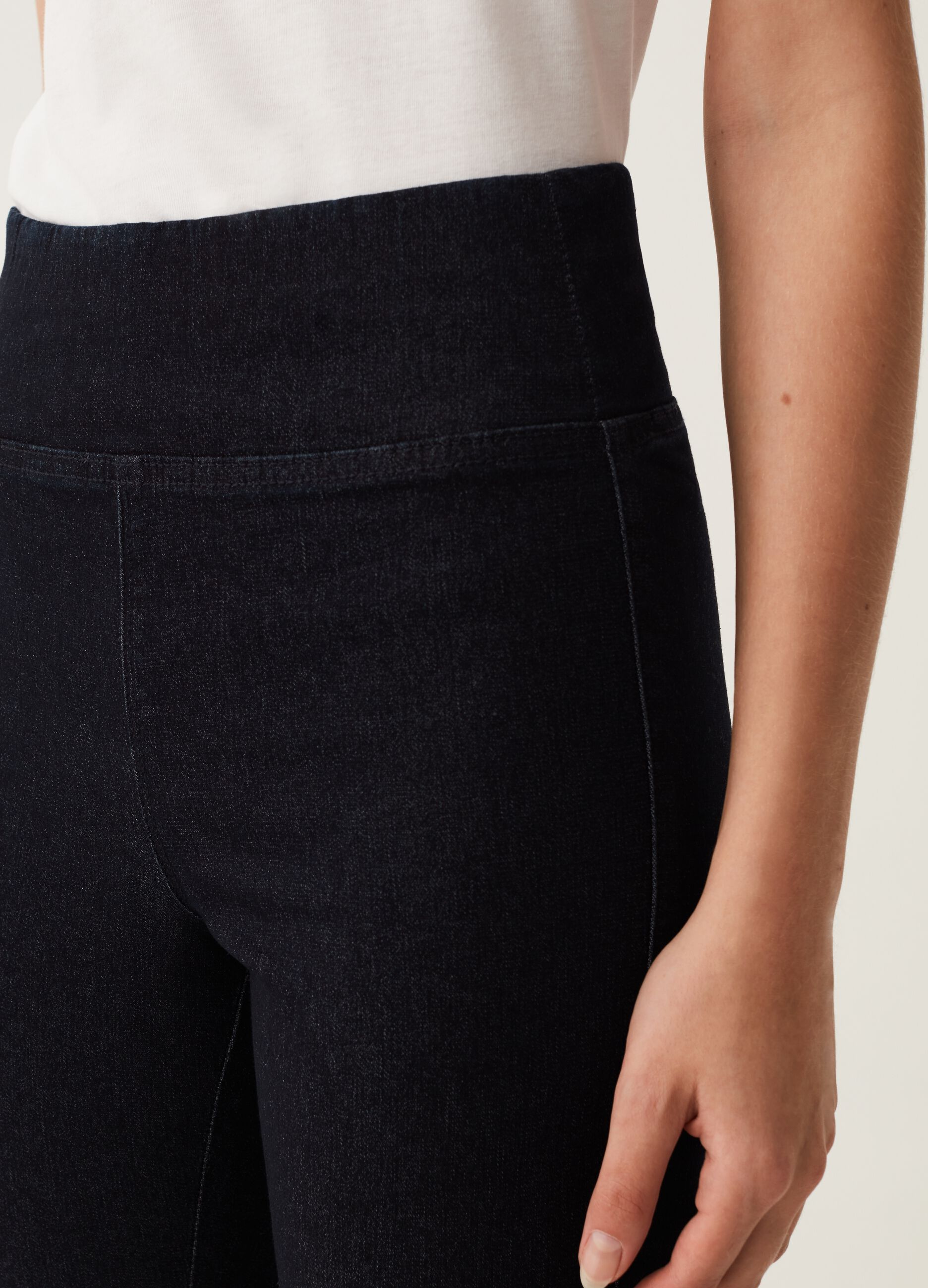 Jeggings flare fit a vita alta_3