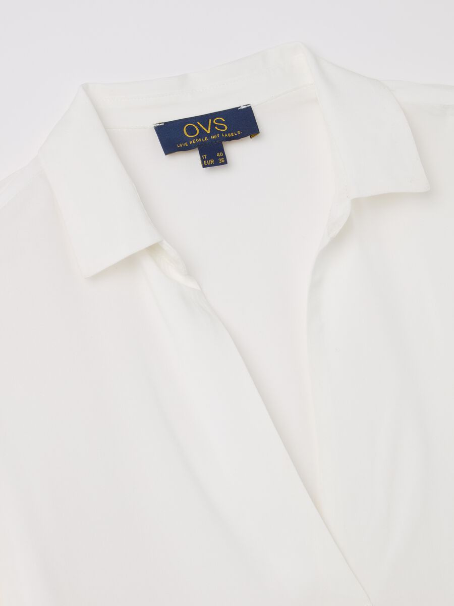 Viscose blouse with V neck_5