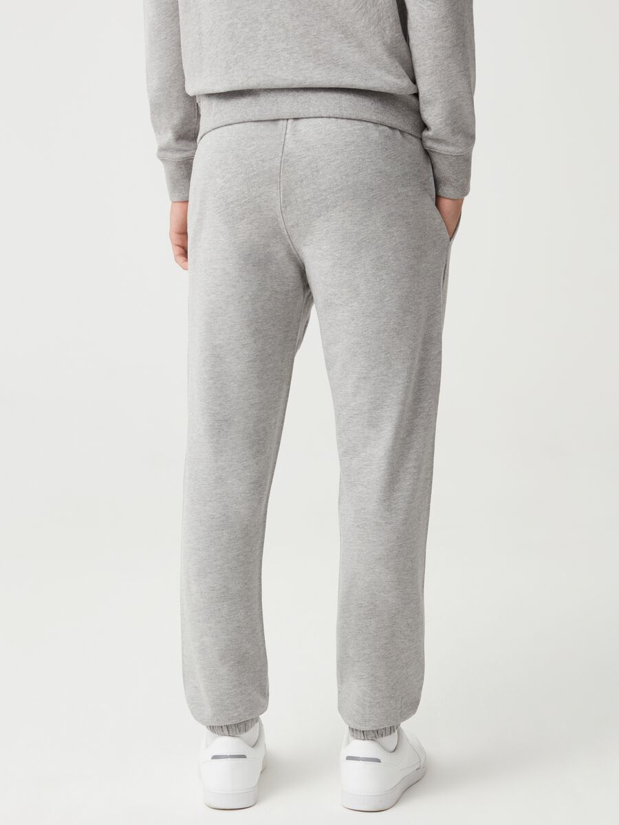 Joggers in felpa stretch con coulisse_2