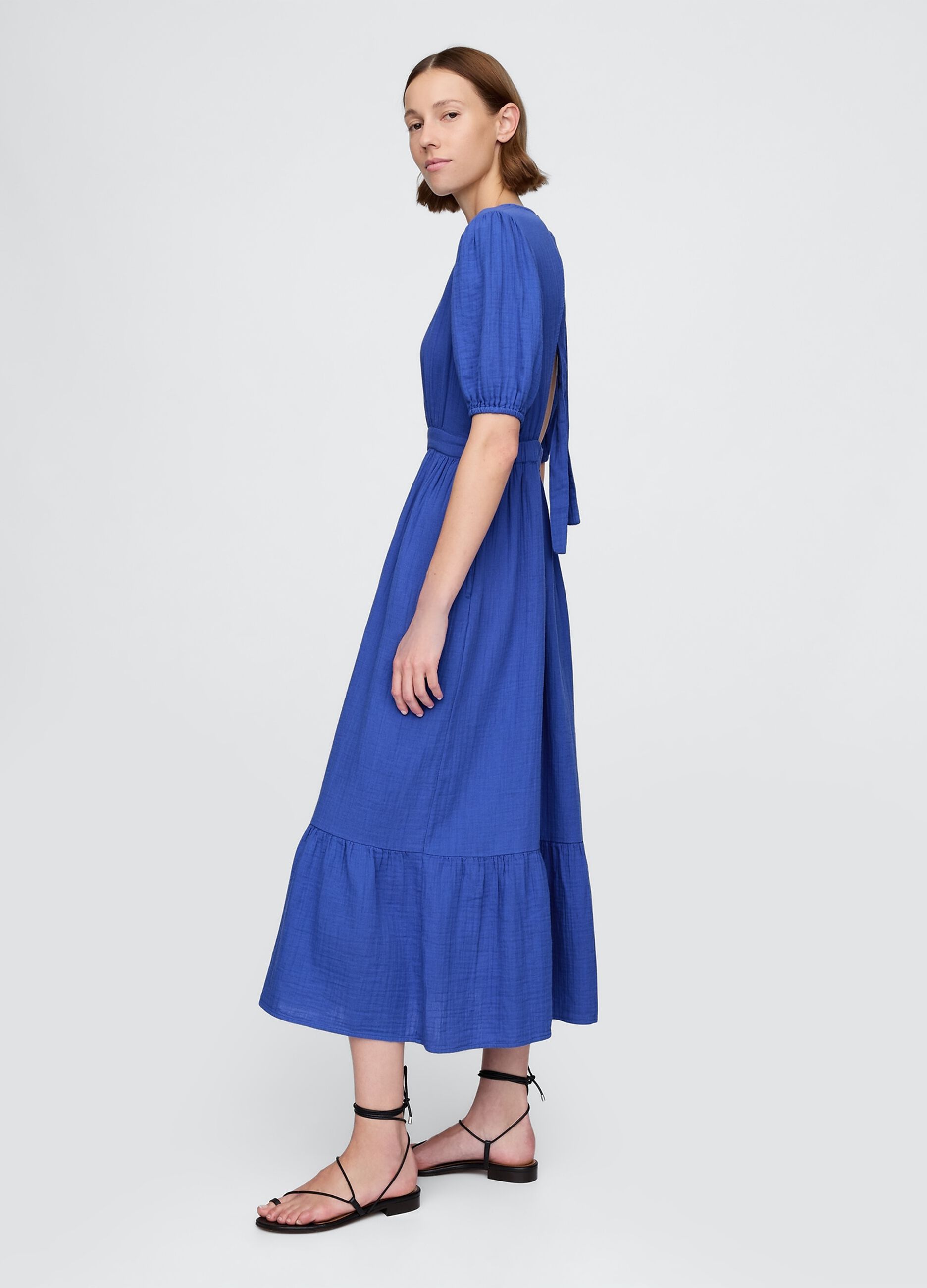 Abito midi blu a maniche corte