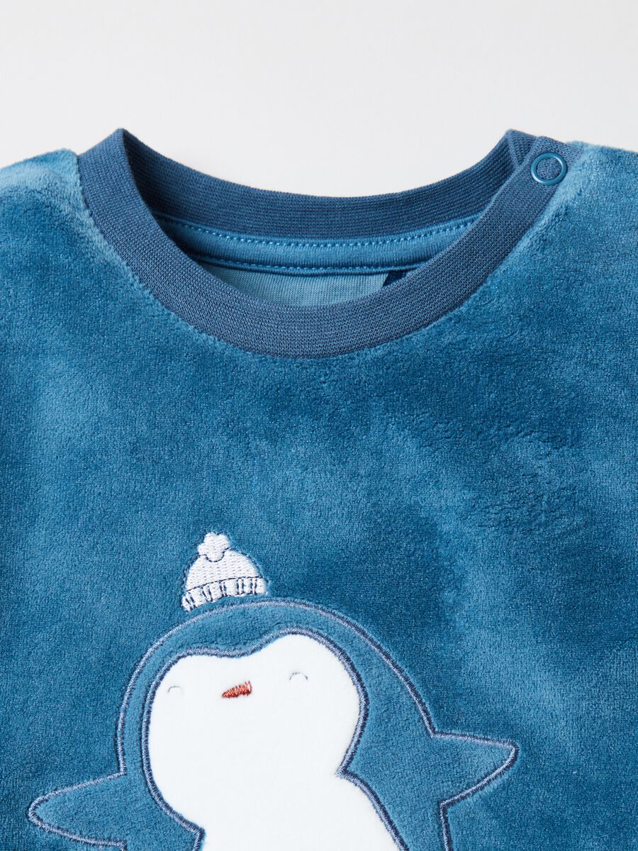 Pigiama in velour con ricamo pinguino _2