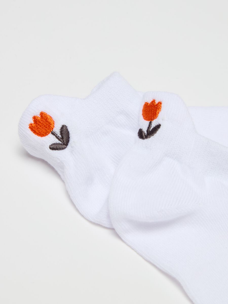 Two-pair pack sneaker liners with flower embroidery_1
