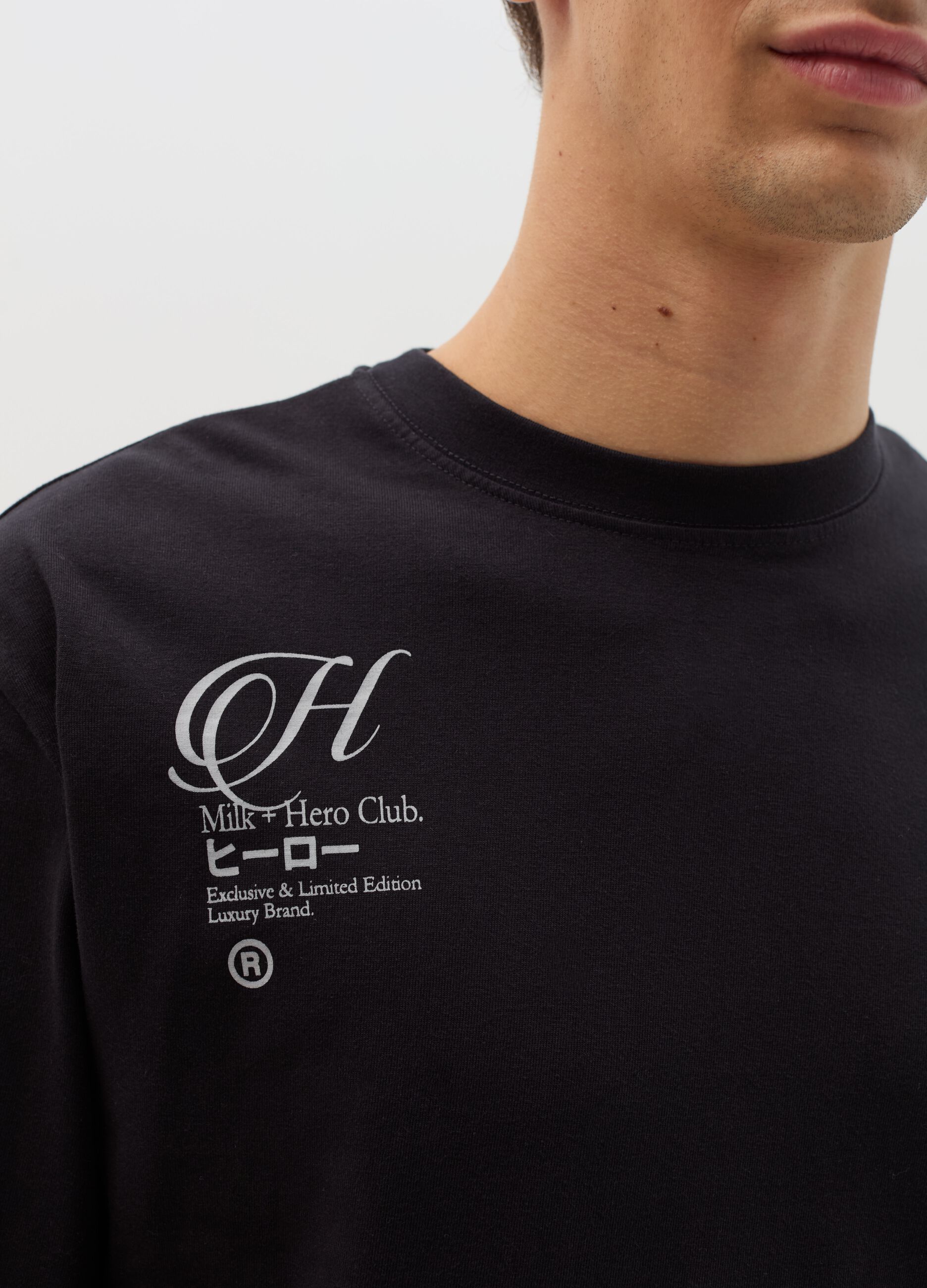 Long-sleeved T-shirt with print