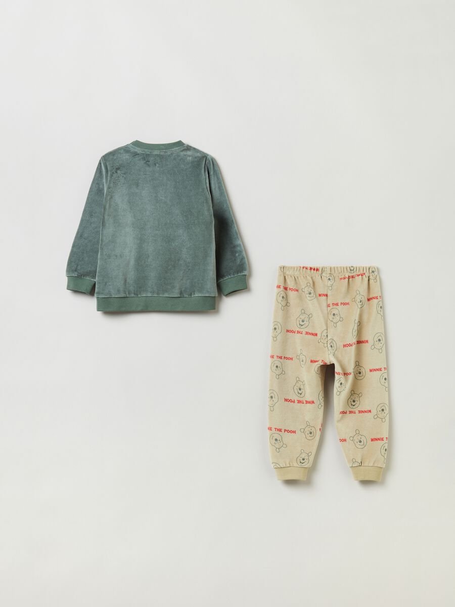 Pigiama in velour con ricamo Winnie the Pooh_1