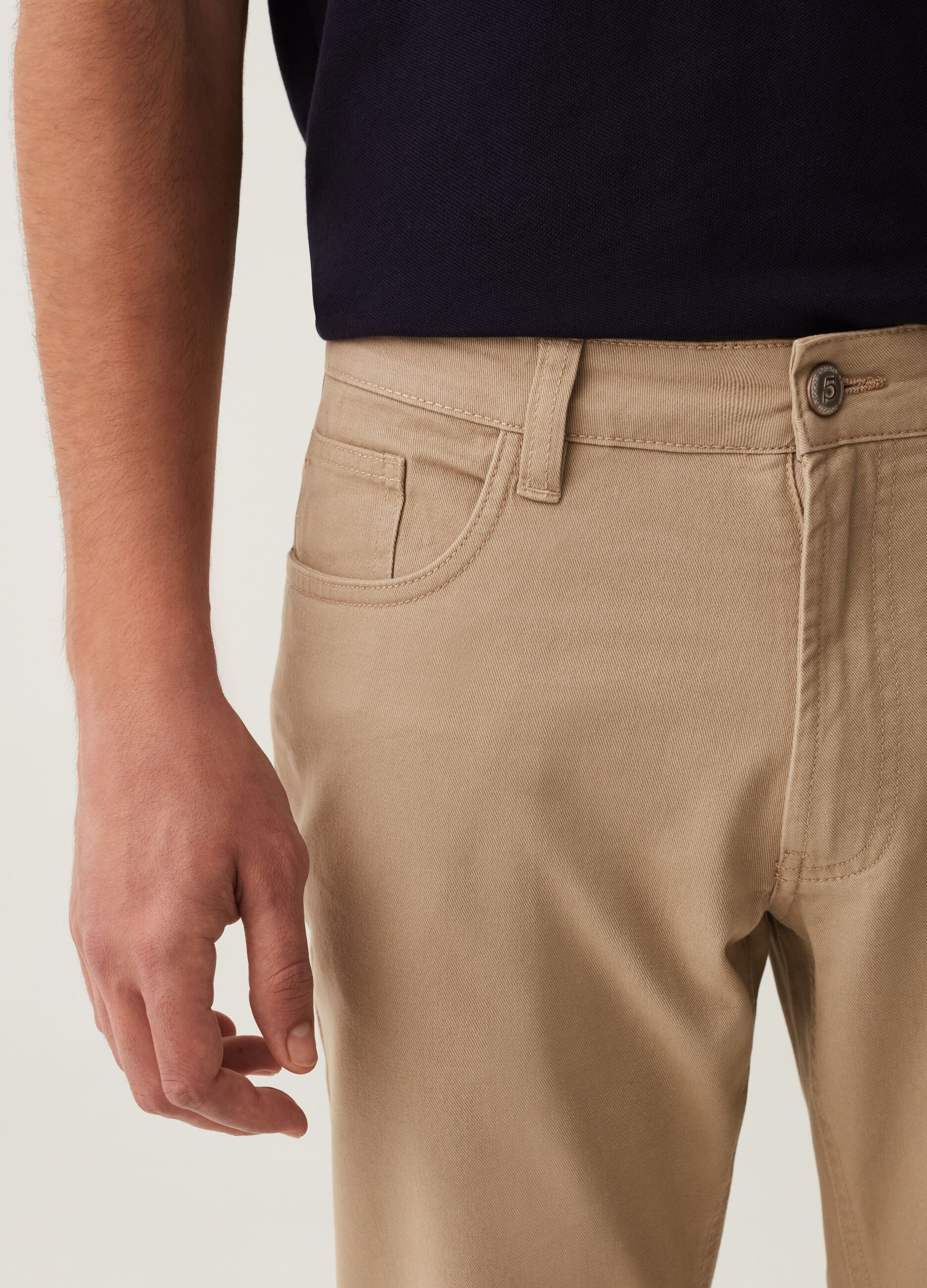 Pantaloni regular fit cinque tasche_3