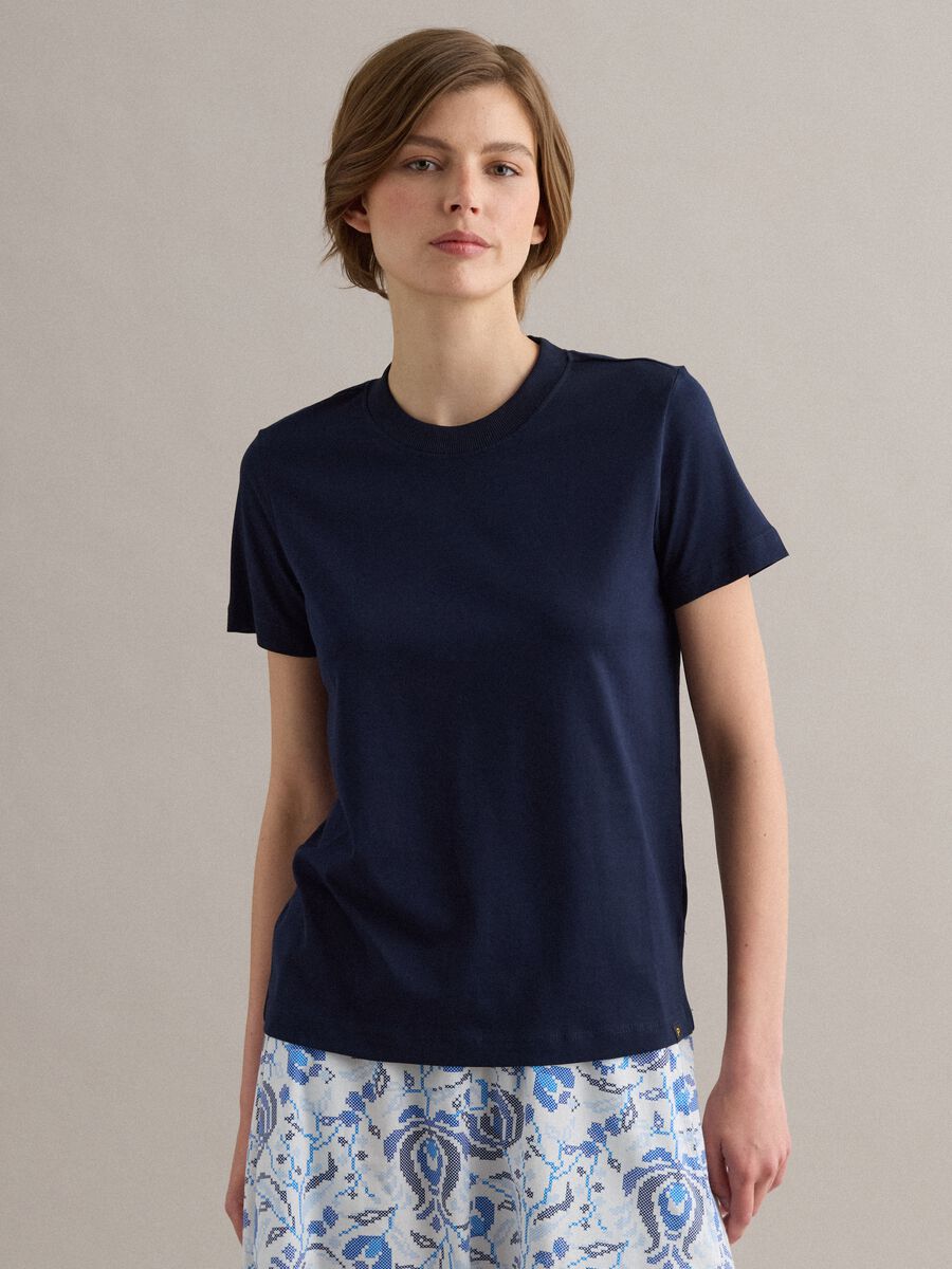 T-shirt blu in puro cotone supima a maniche corte regular fit_1