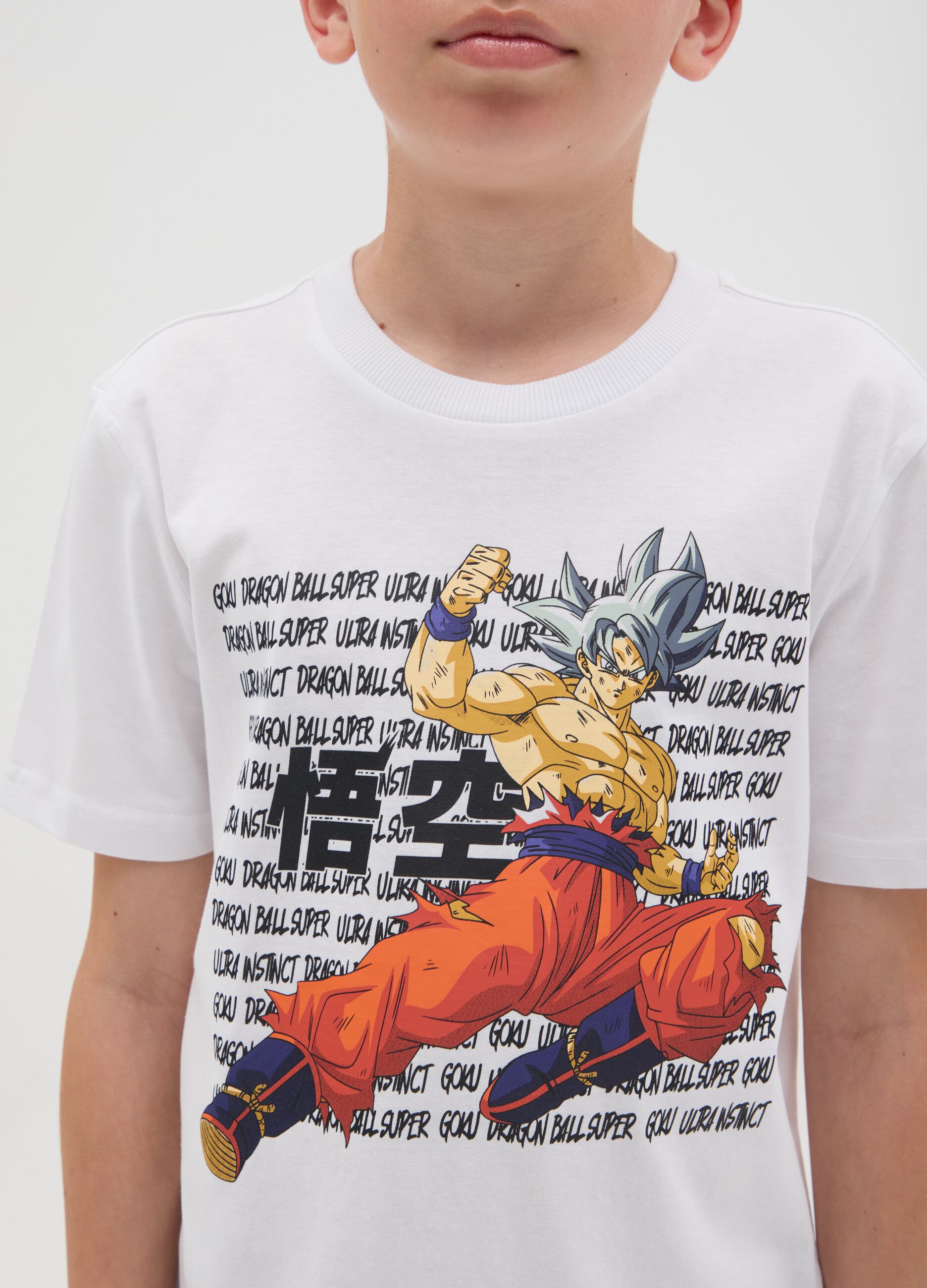 Boys’ white over-sized T-shirt in 100% cotton