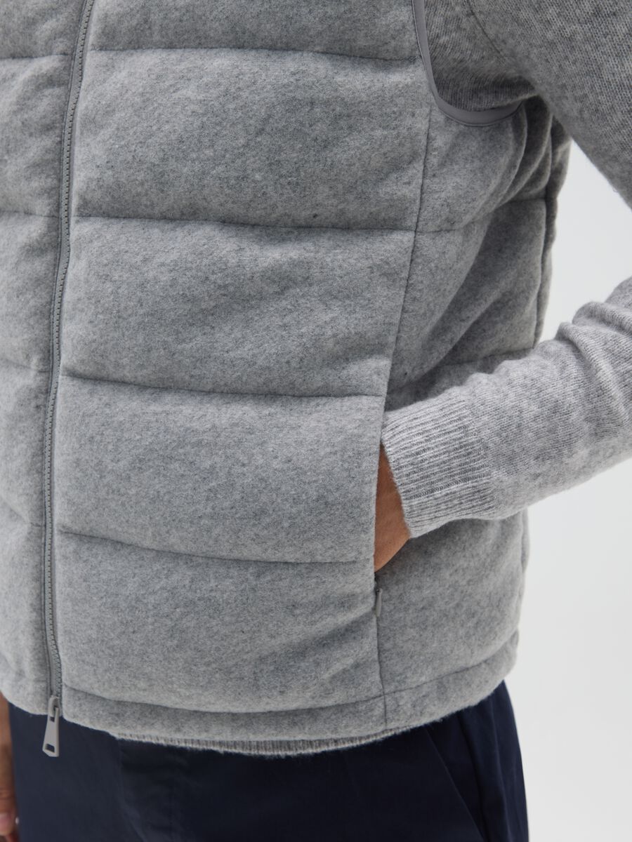 Gilet grigio imbottito regular fit_4