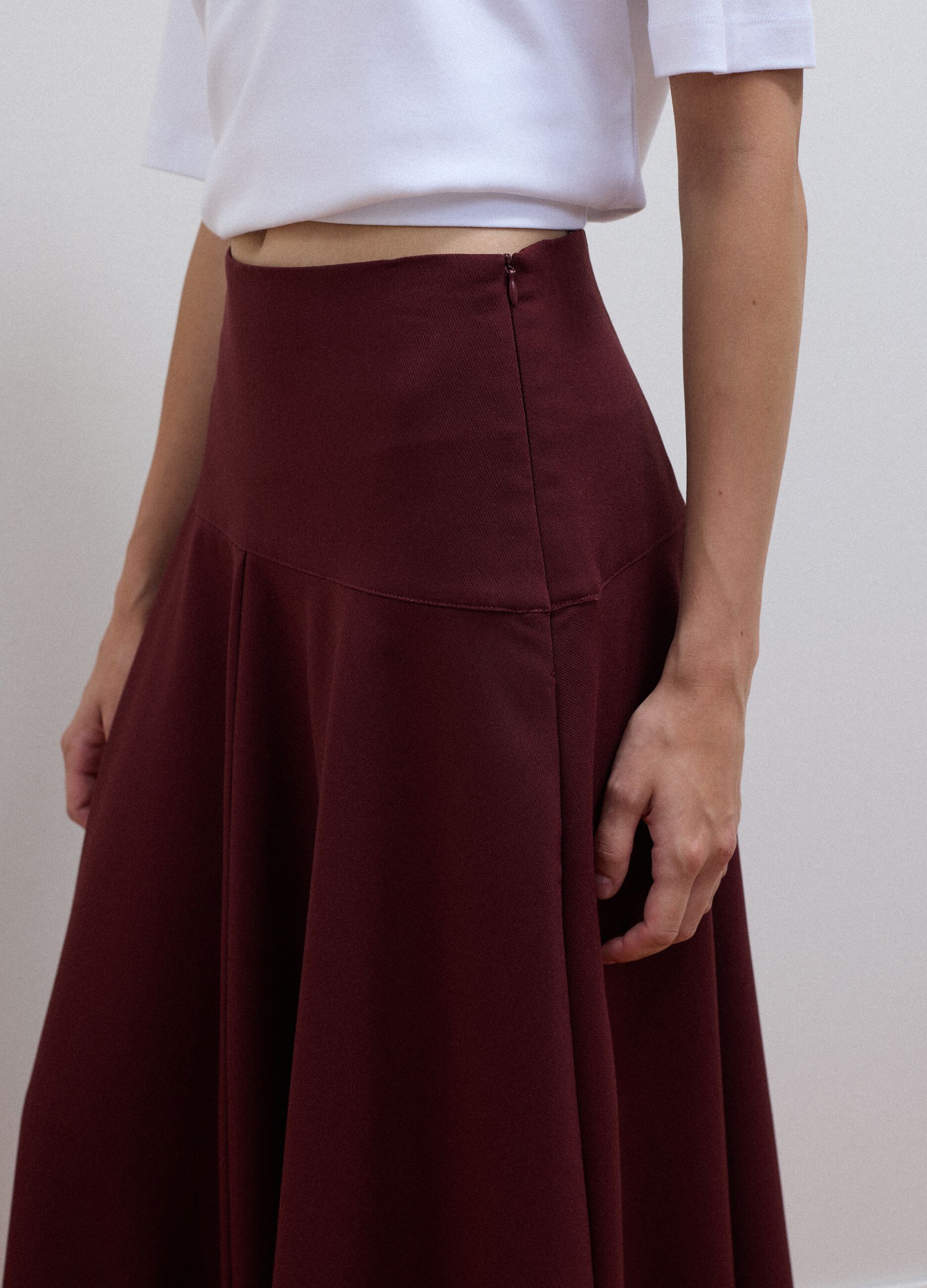 Purple stretch viscose skirt with high waistband and regular waist