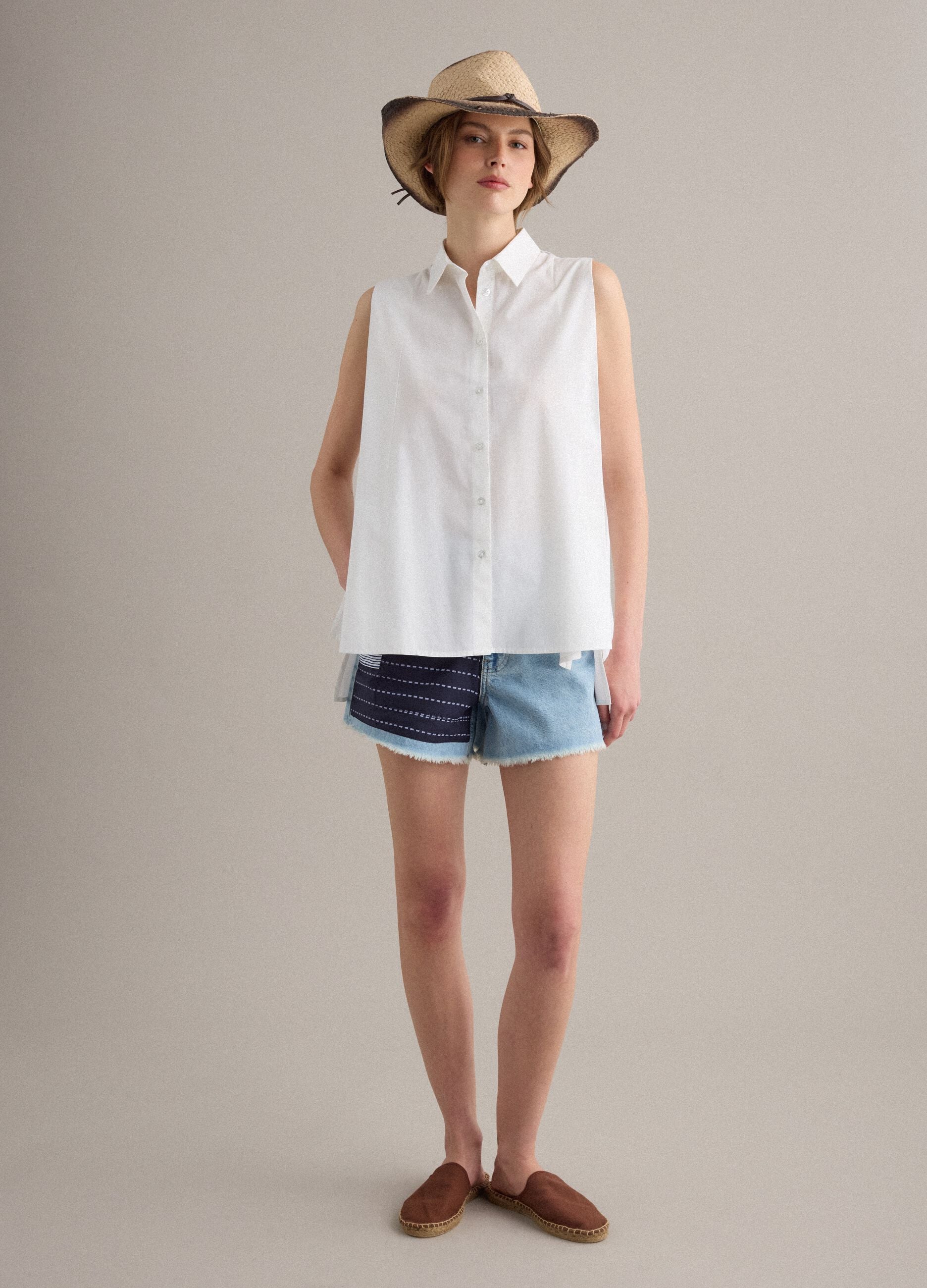 White pure-cotton shirt with classic collar