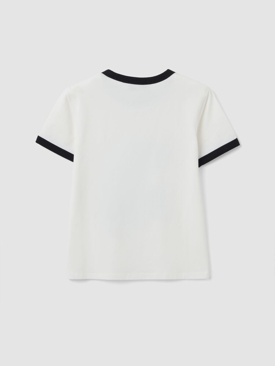 White cotton T-shirt with front graphic print and contrast trims_5