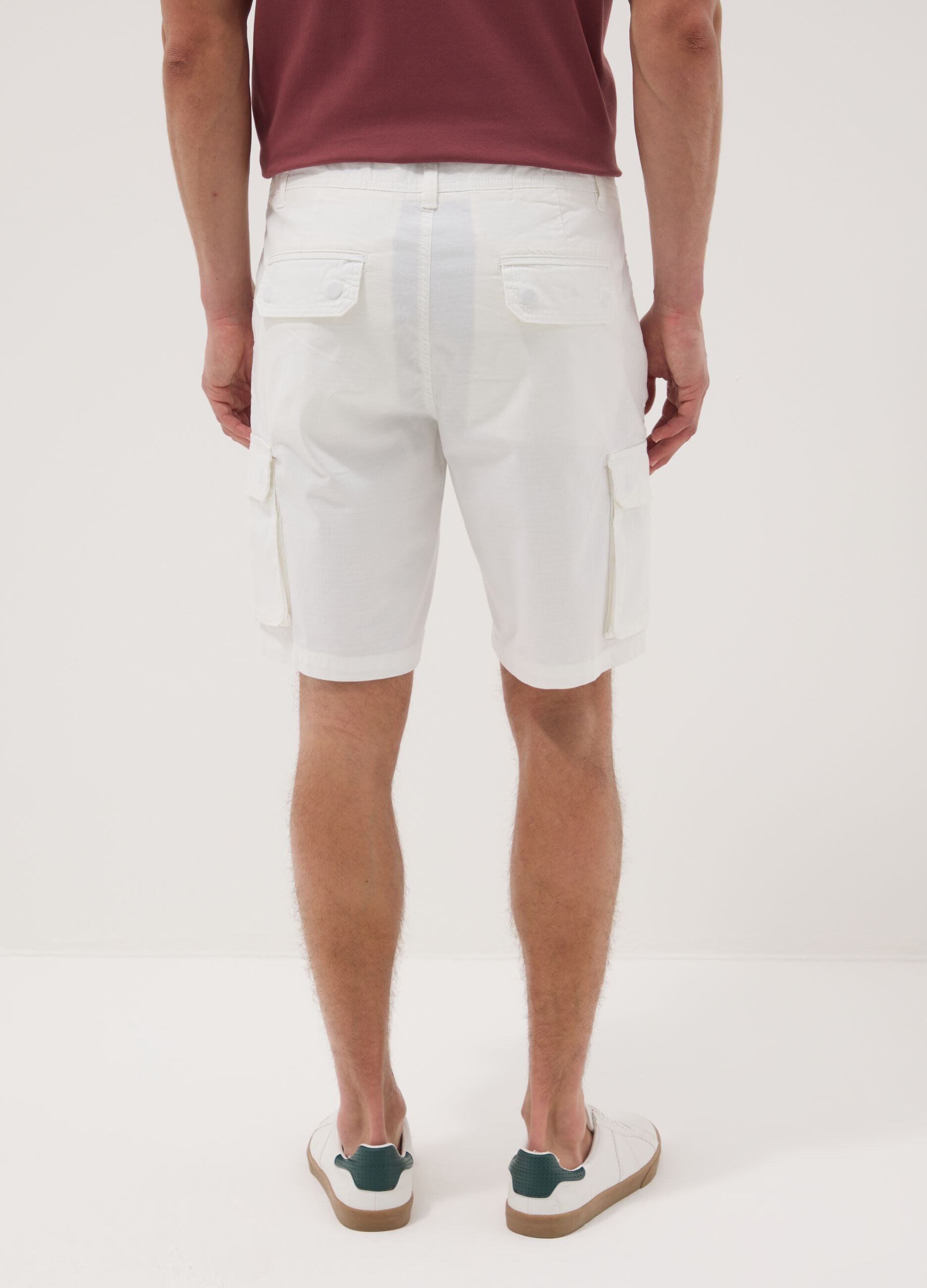 White stretch cotton cargo shorts