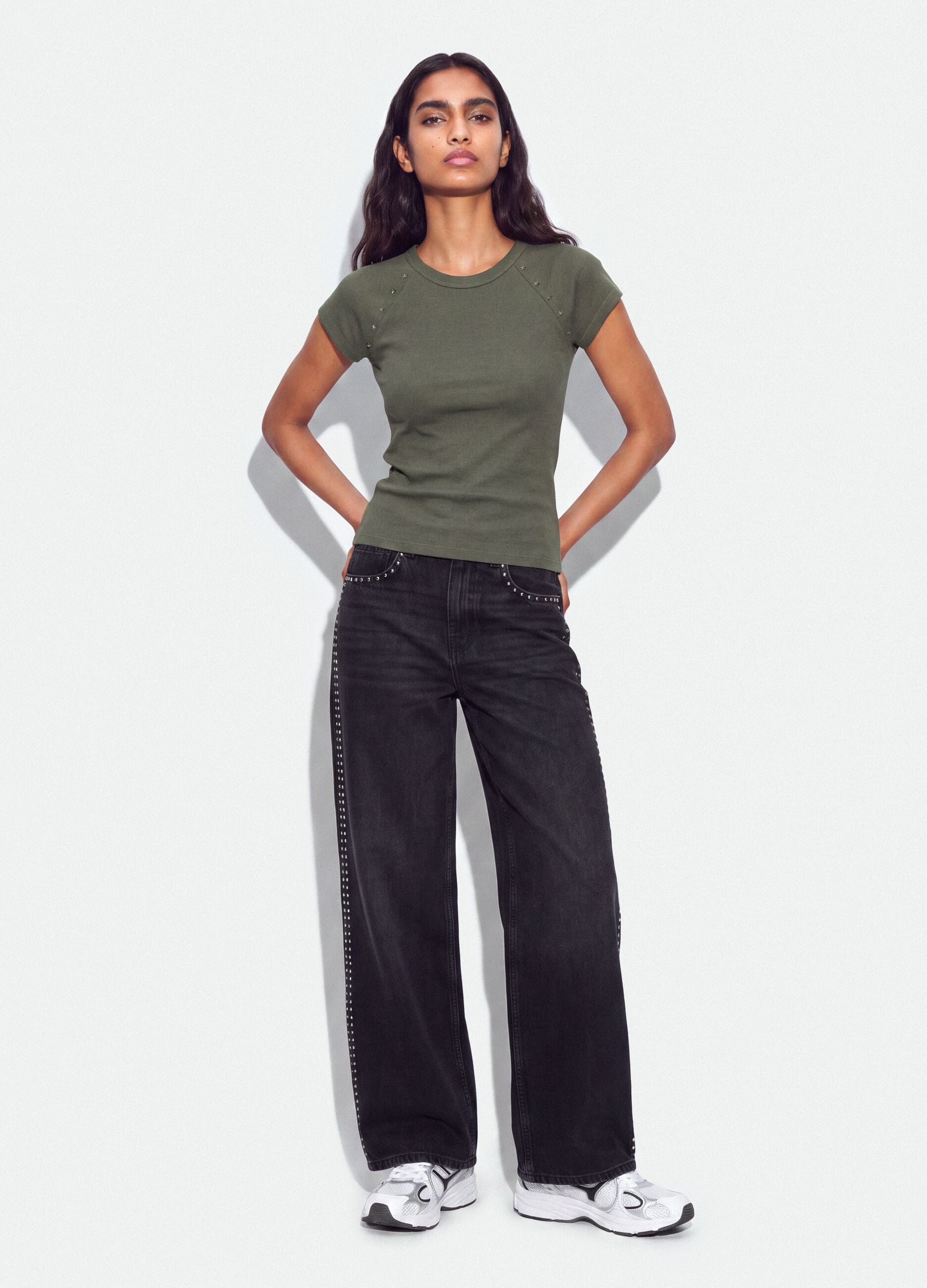 Green fitted ribbed stretch-cotton T-shirt with studs