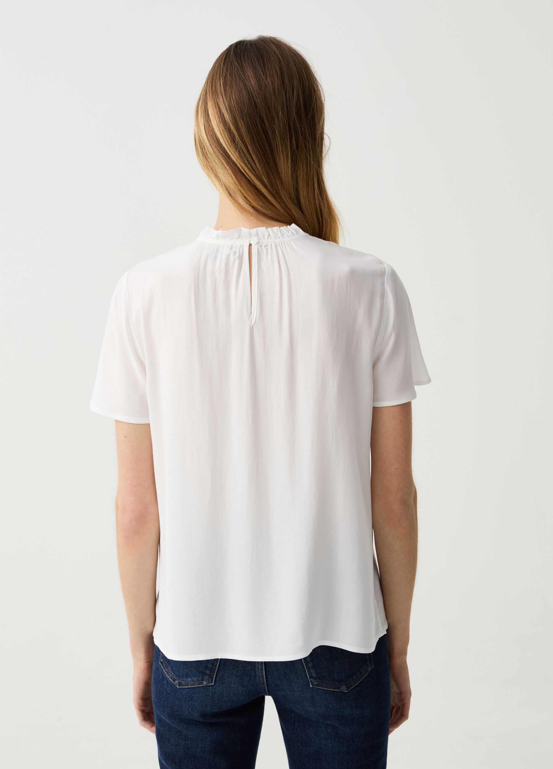 Blusa in viscosa con plissettatura