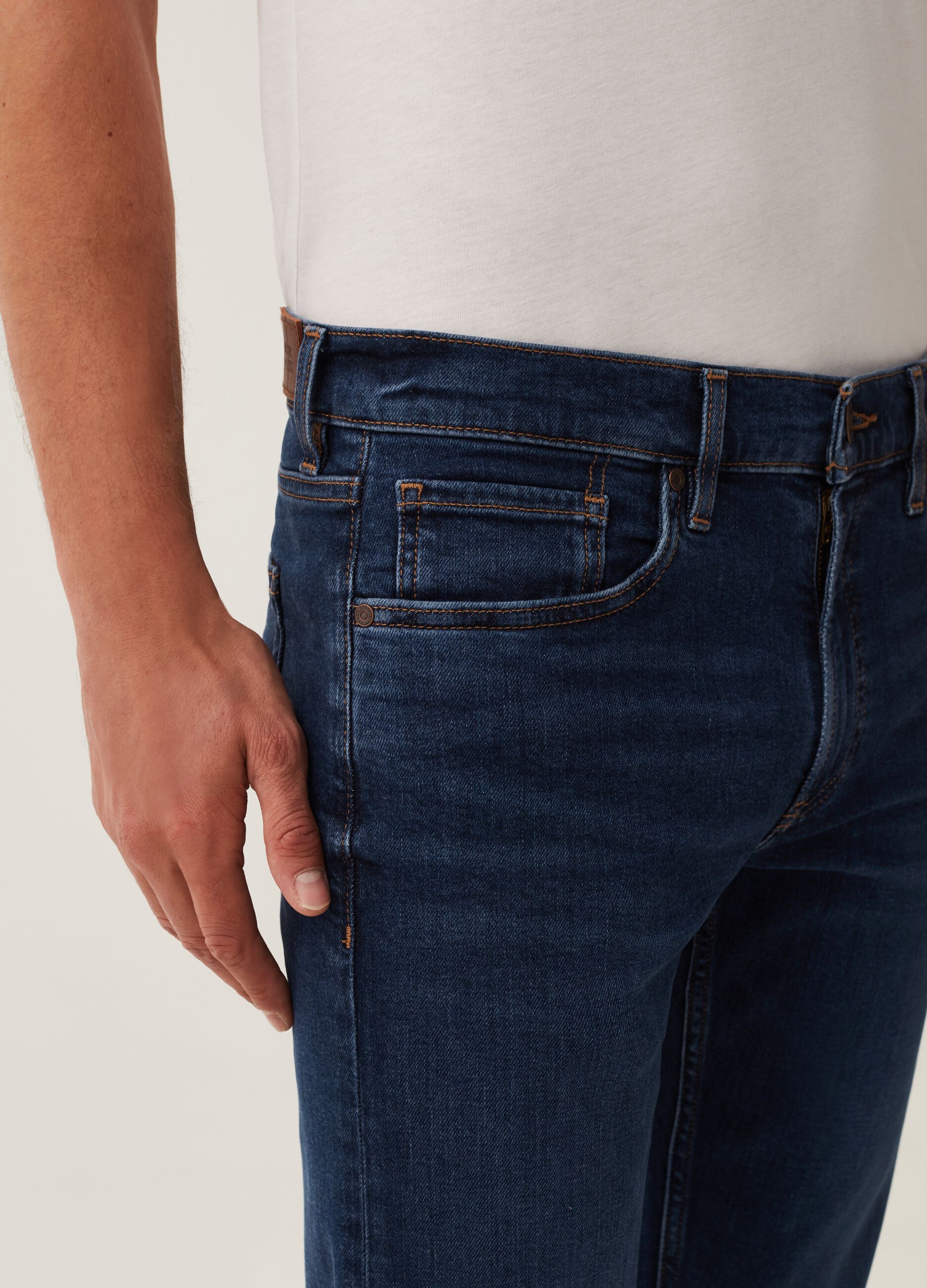 Jeans slim fit cinque tasche_3