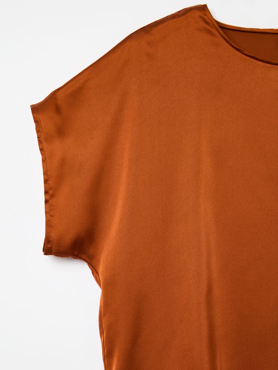 Blusa in satin con maniche a kimono_5