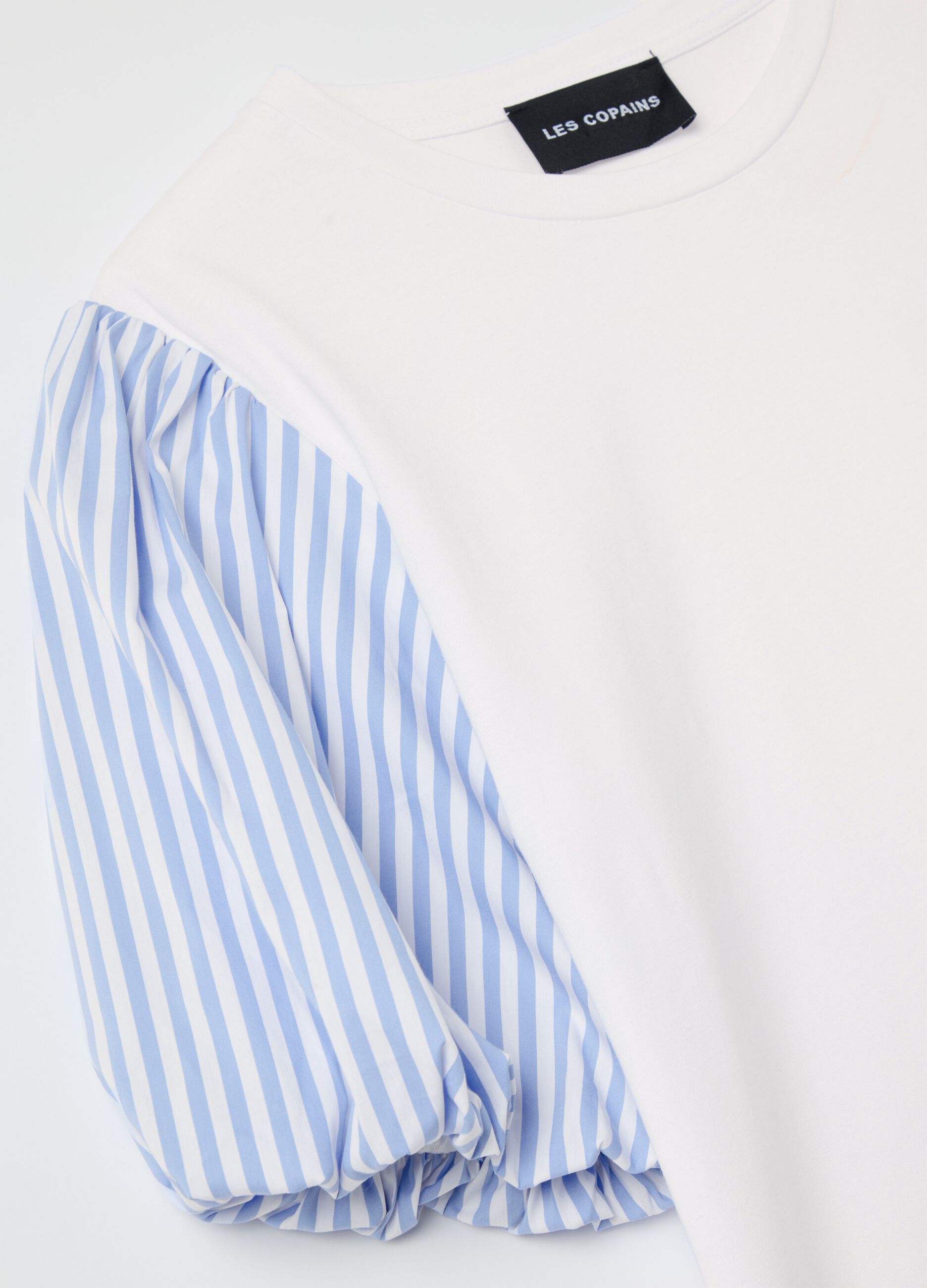T-shirt with puff sleeves and stripes