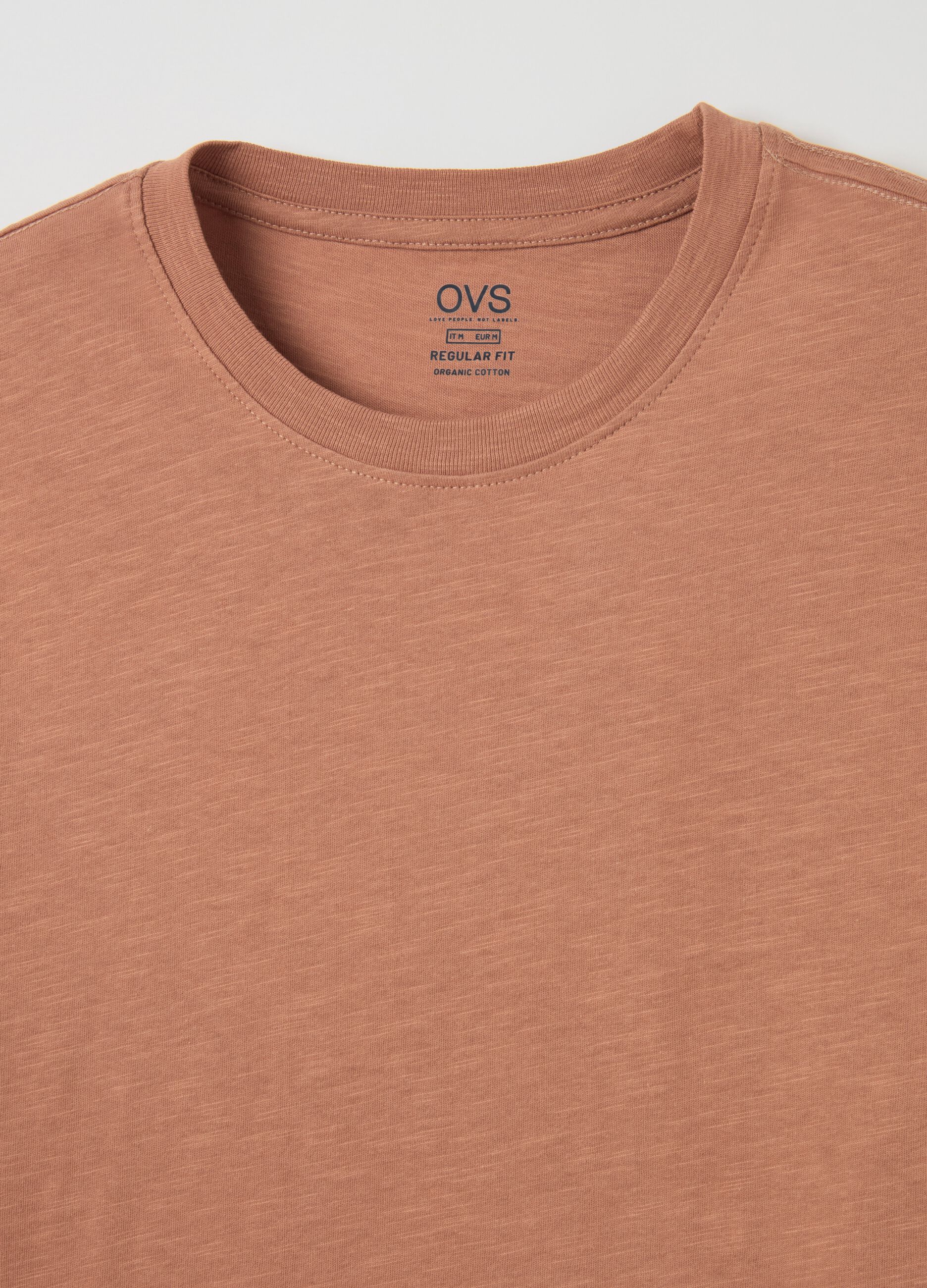 T-shirt in slub cotton with round neck