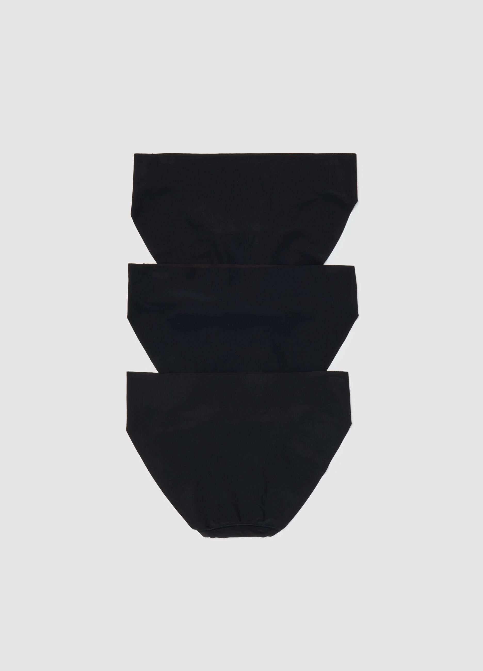 Three-pack briefs with laser cut