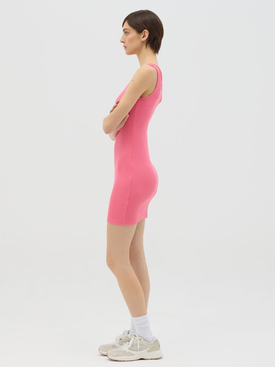 Fitted pink cotton dress with long sleeves_1
