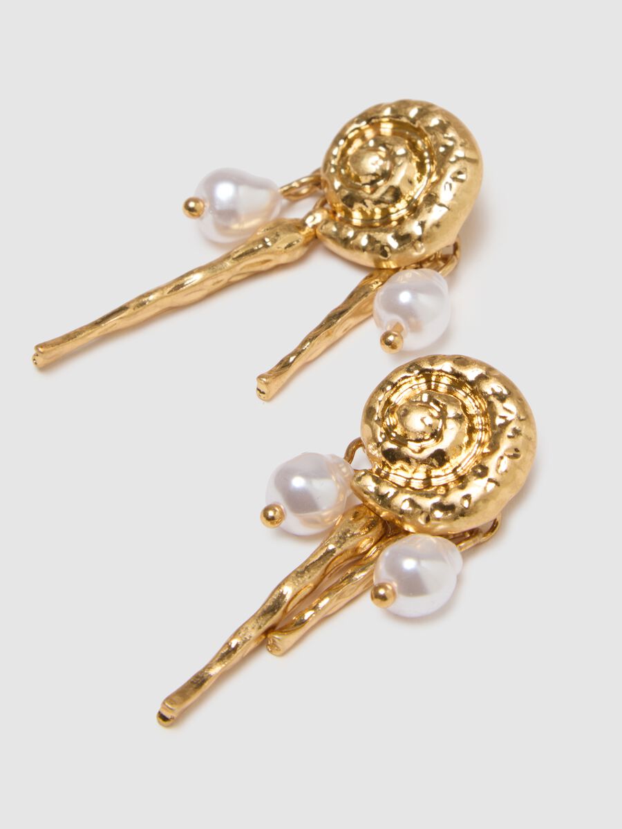 Gold-coloured steel earrings with pearls_2