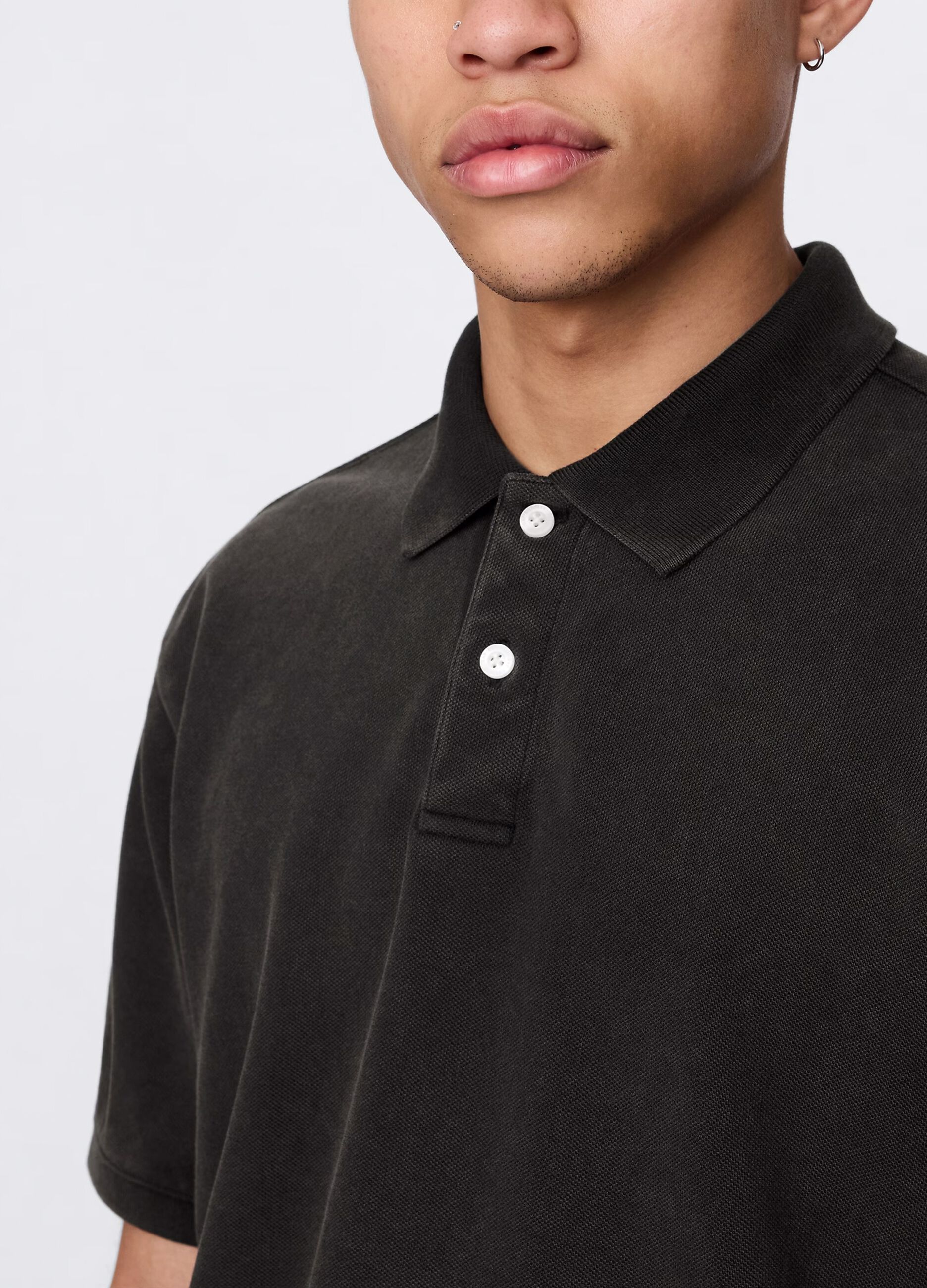 Polo shirt with short sleeves in cotton