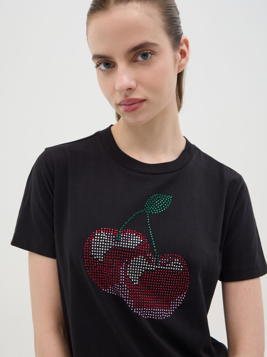 Black T-shirt in cotton with diamanté cherries_1