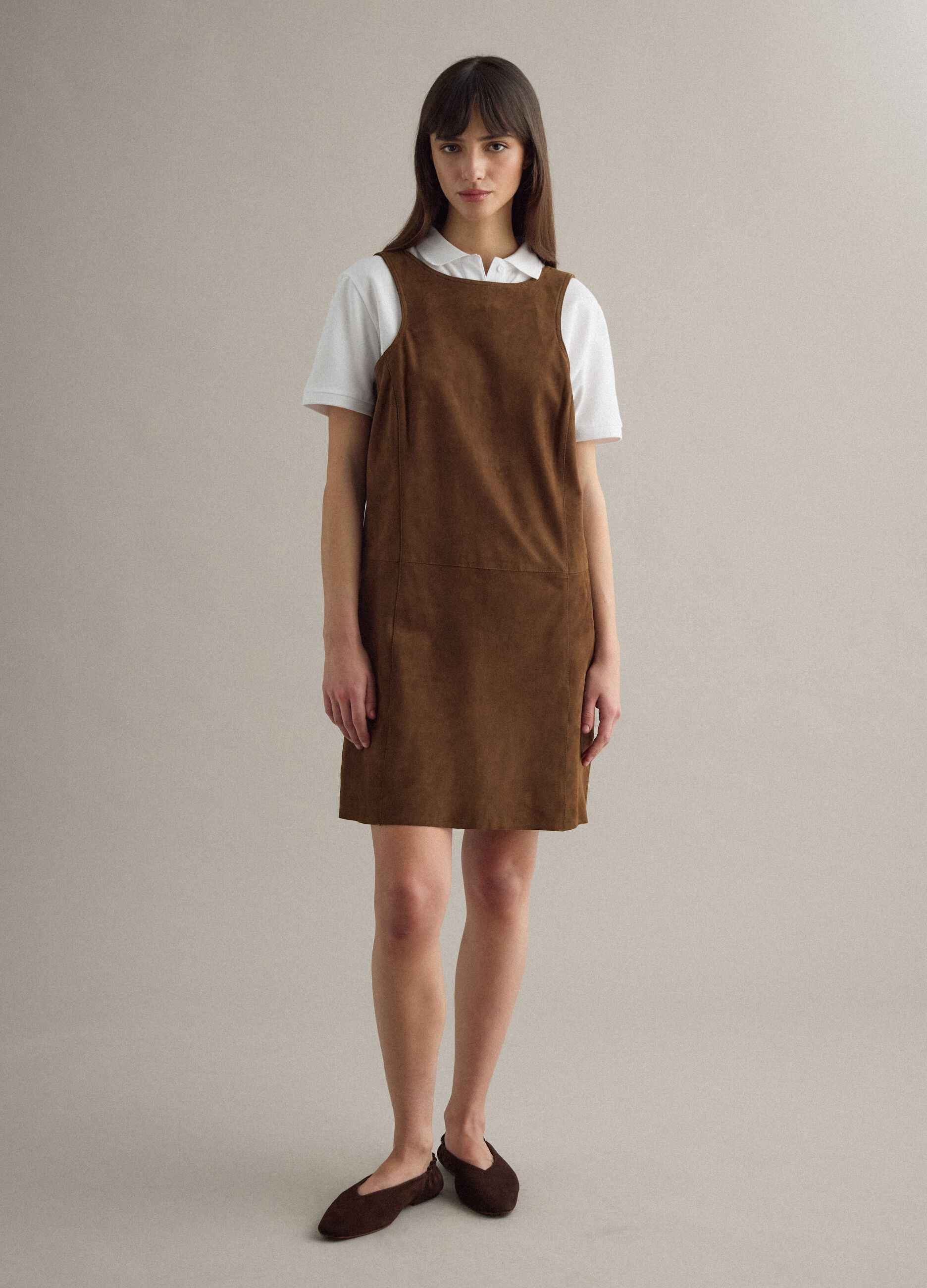 Sleeveless brown dress in genuine leather