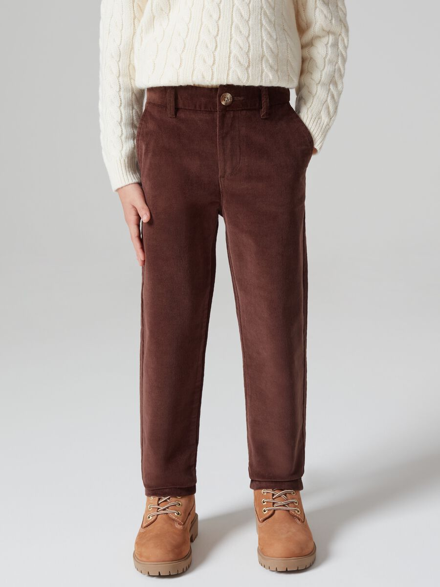 Pantaloni chino in corduroy_1