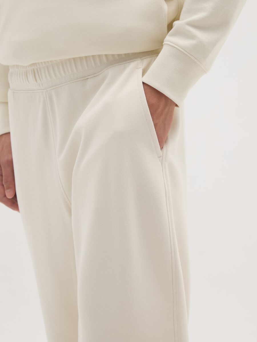 Beige pure cotton trousers with oversized fit_3