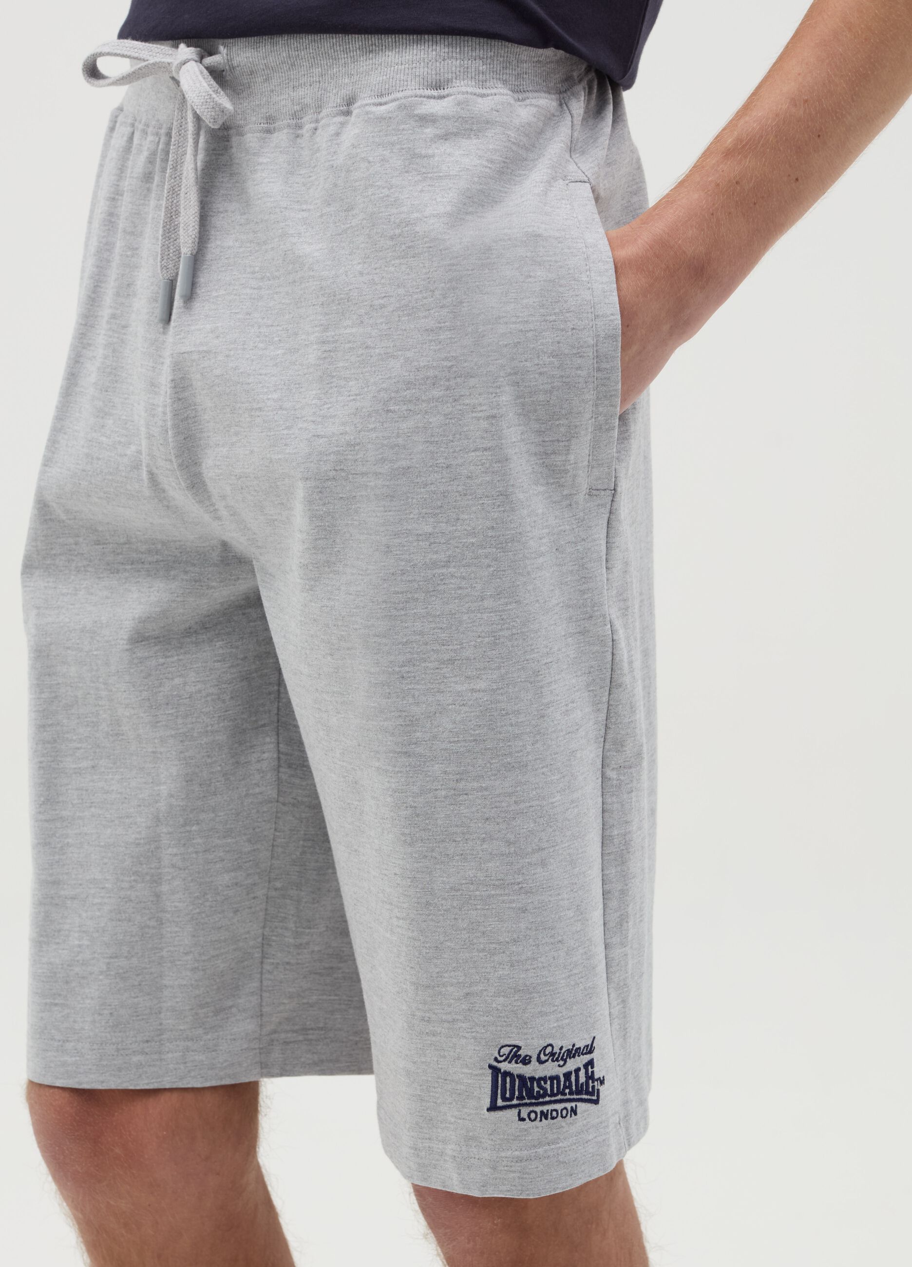 Fleece Bermuda shorts with logo embroidery