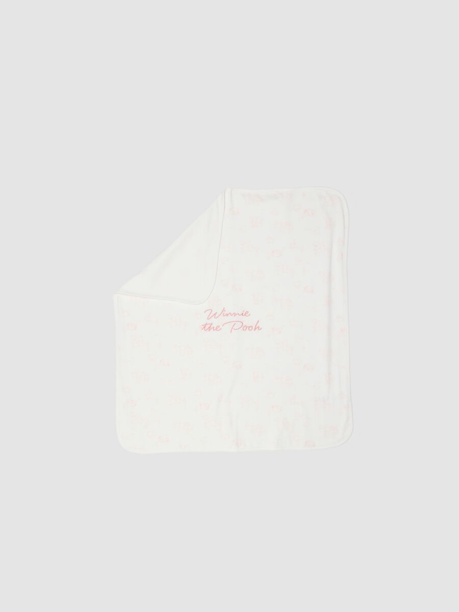 White organic cotton baby girl blanket with Winnie-the-Pooh_1