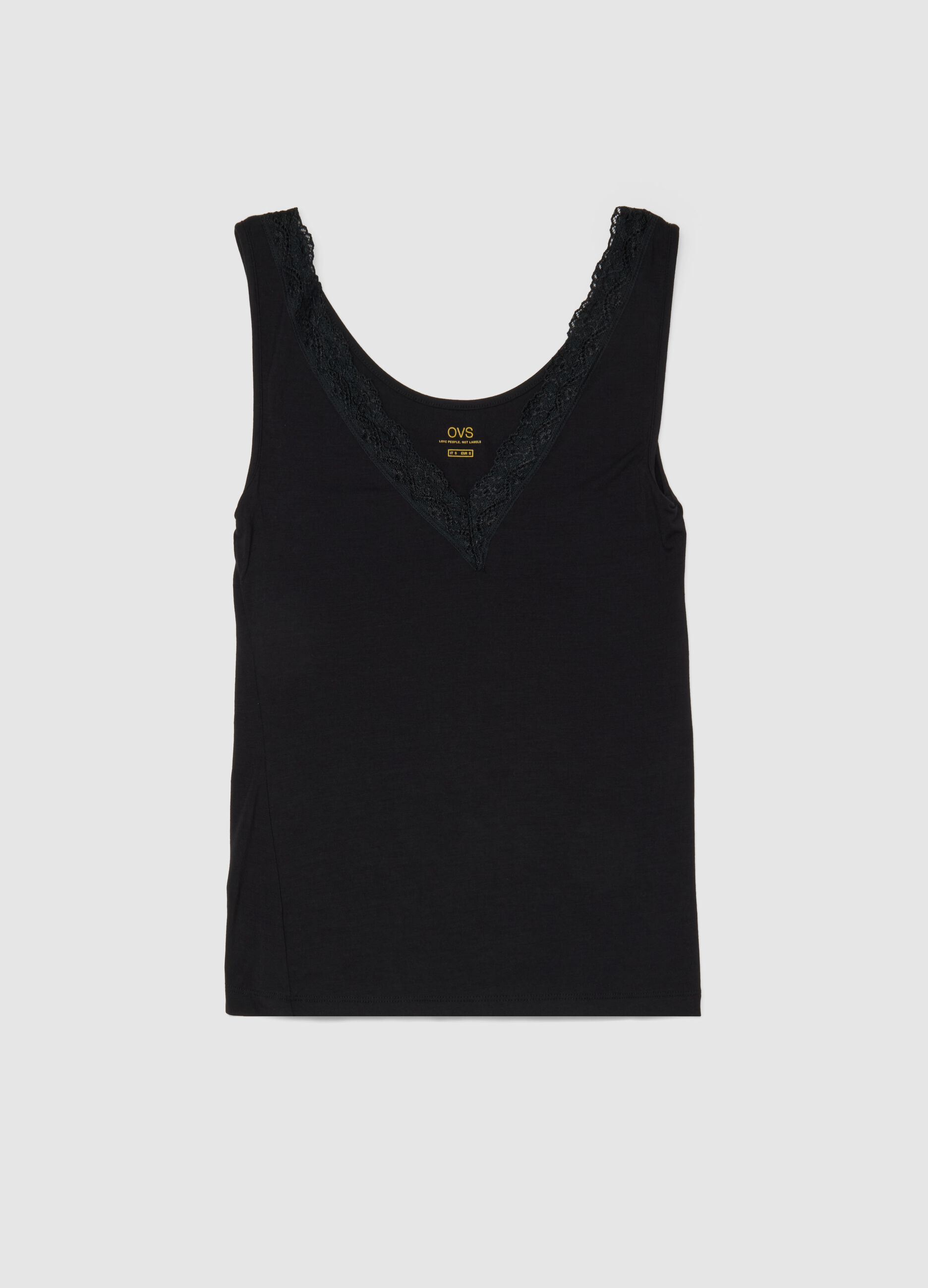 Canotta in viscosa elasticizzata nera regular fit deep V con pizzo