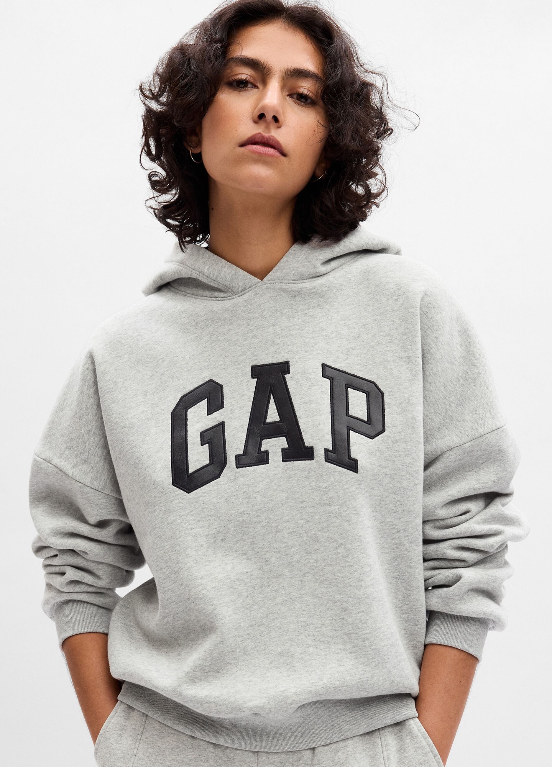 Oversized sweatshirt with hood