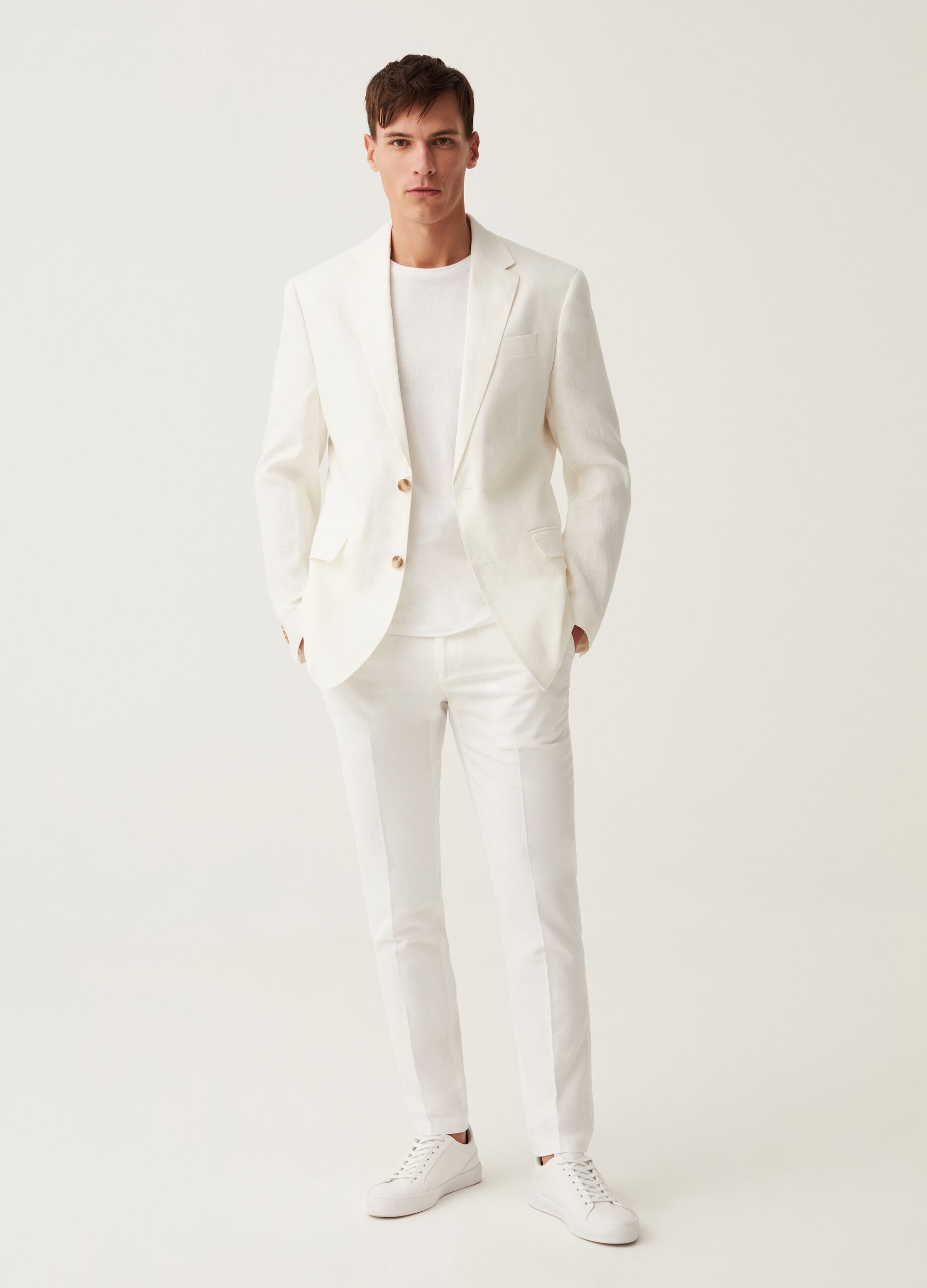 Slim-fit chinos in white cotton and linen