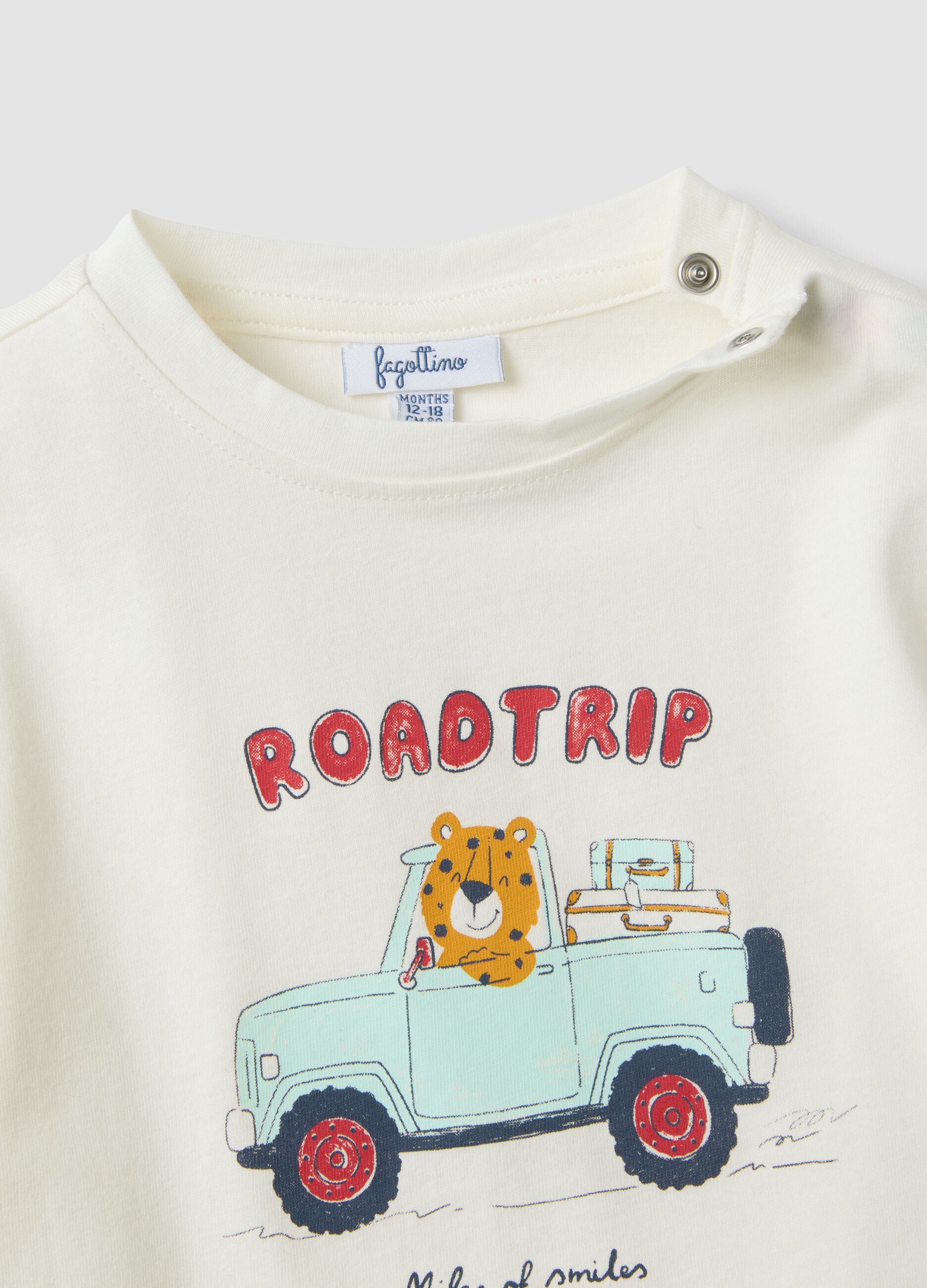 White pure organic cotton T-shirt with print