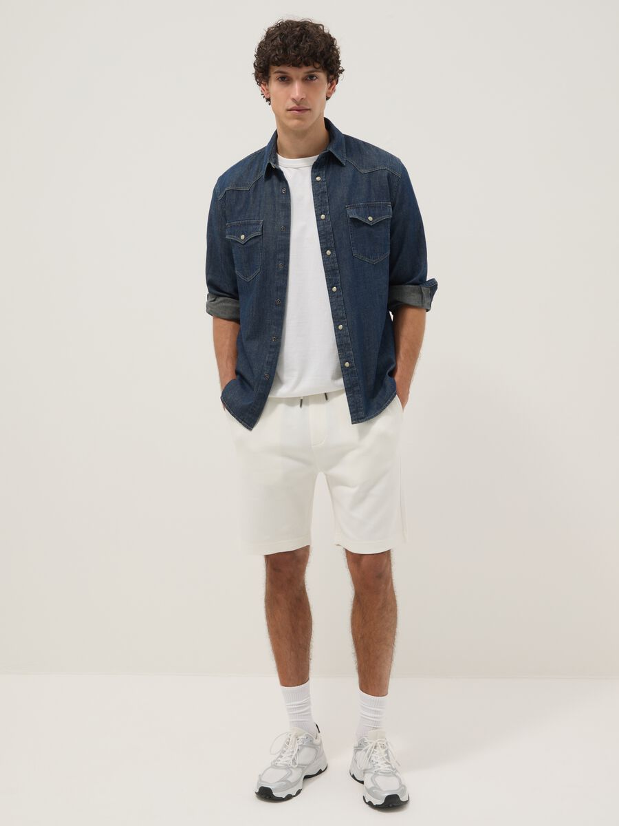Shorts bianchi in puro cotone con vita elasticizzata regular fit_0