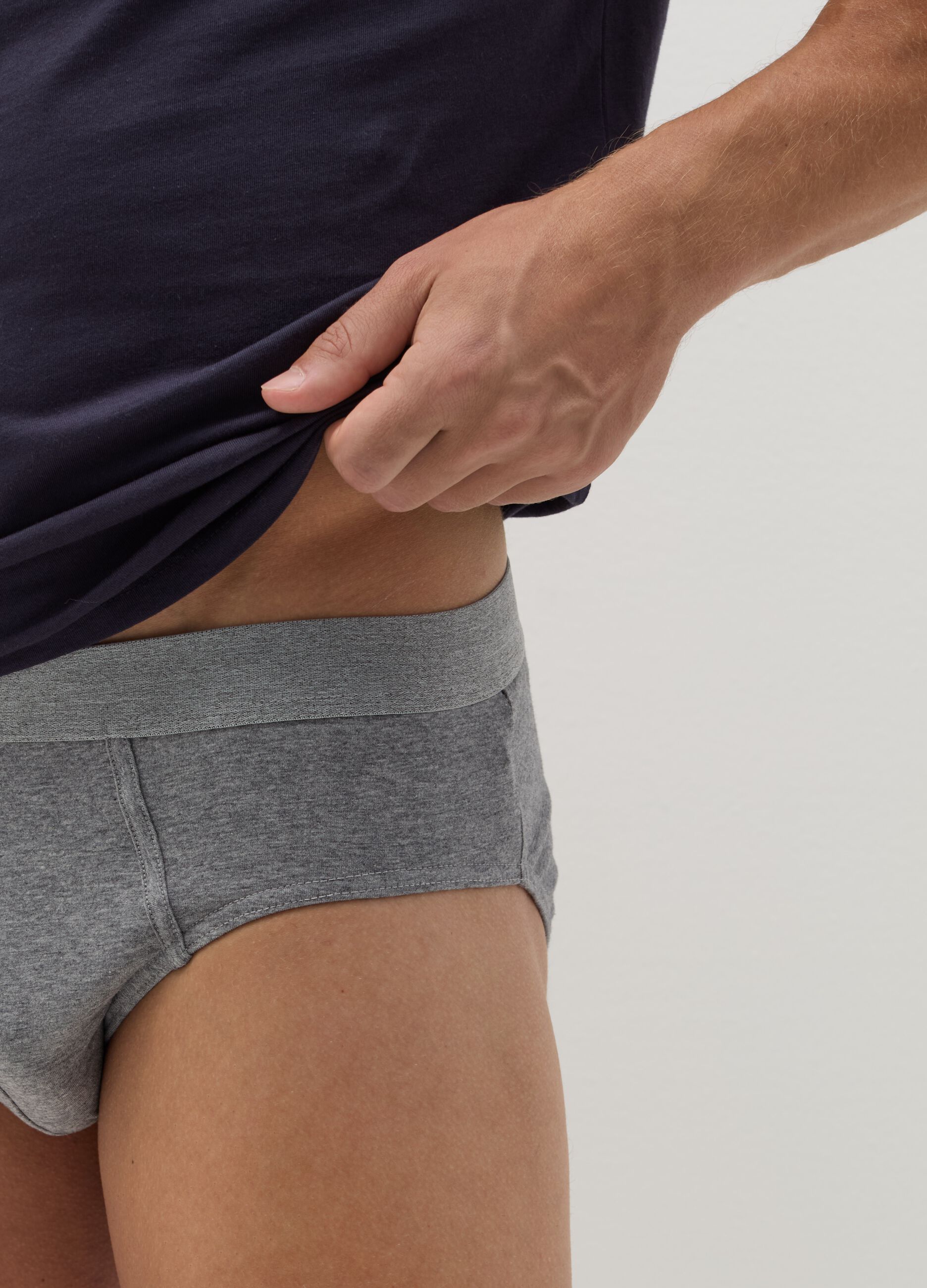 Three-pack briefs with contrasting details