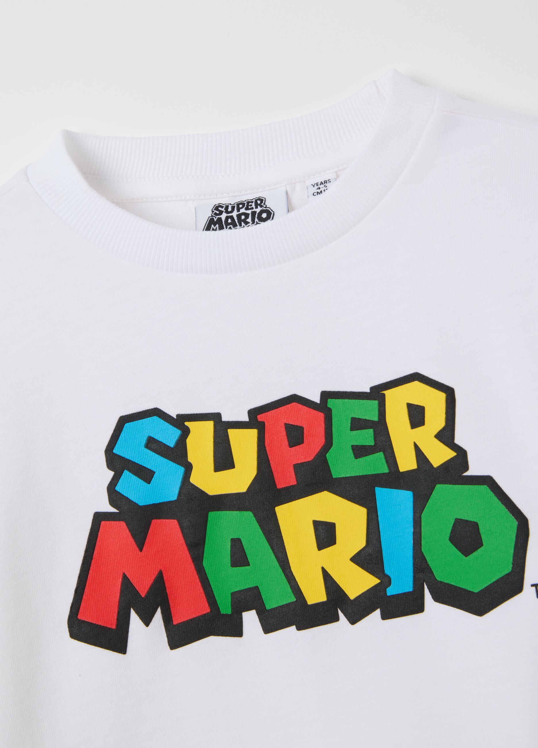 White pure cotton child's T-shirt, regular fit with characters