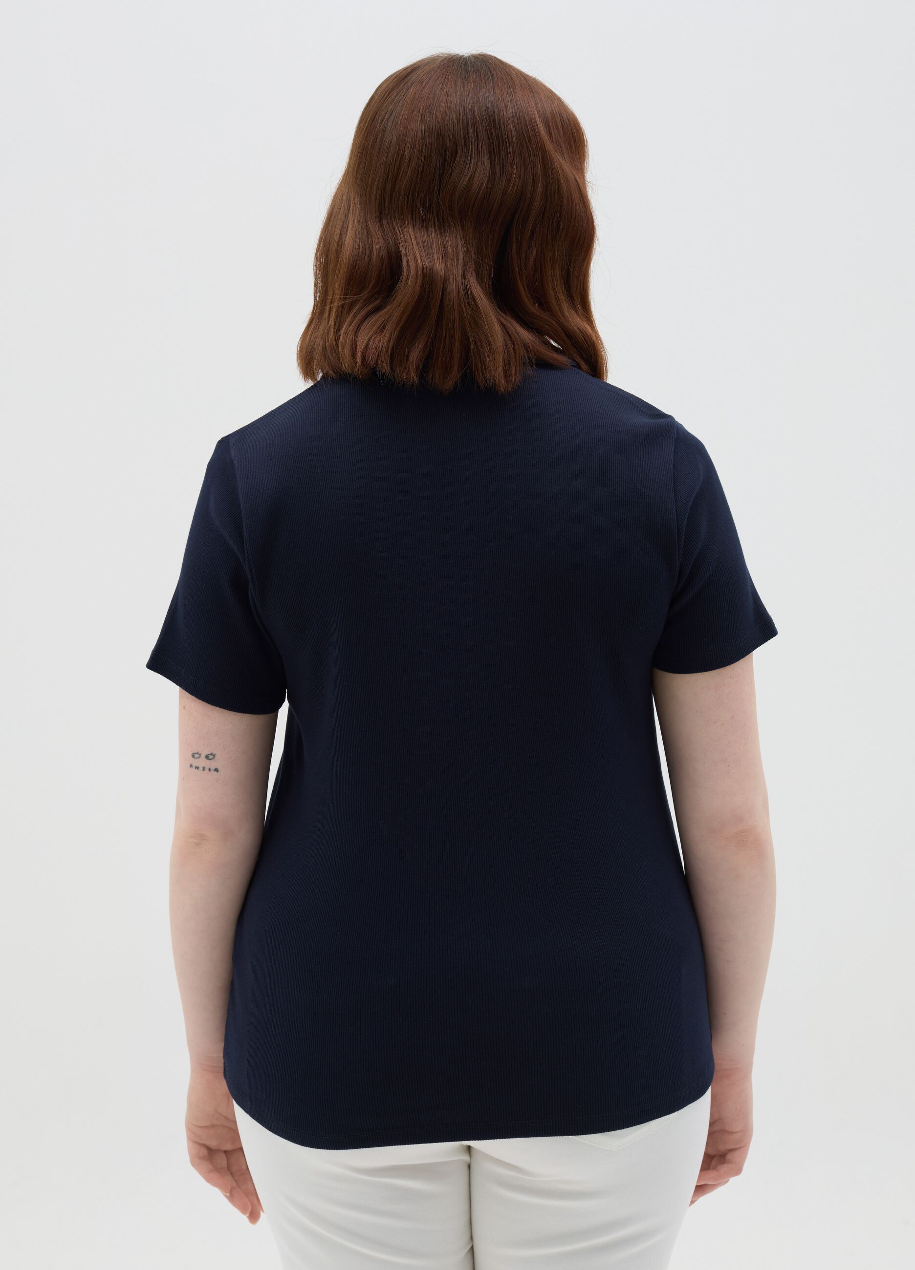 Curvy ribbed top with polo neckline