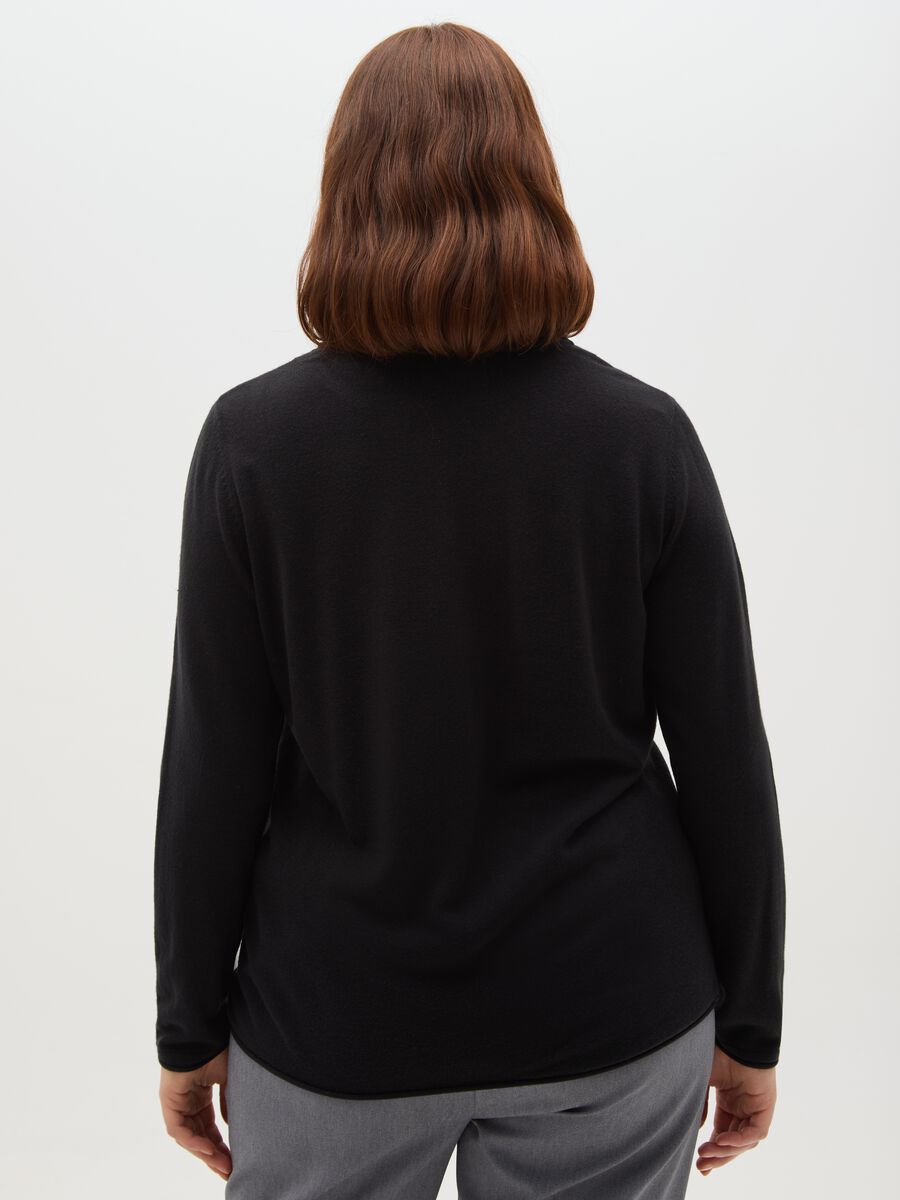 Black Acrylic Pullover_2