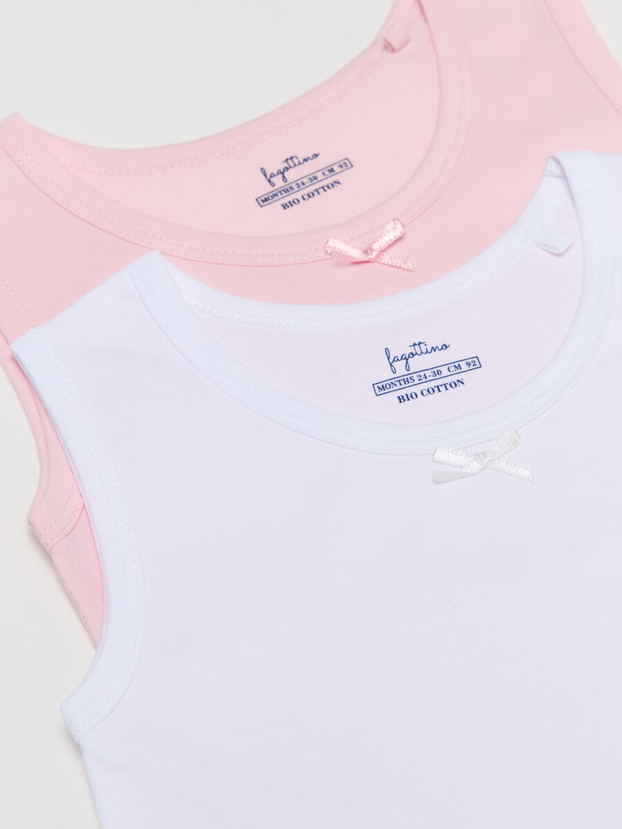Three-pack racerback vests in jersey with bow_2