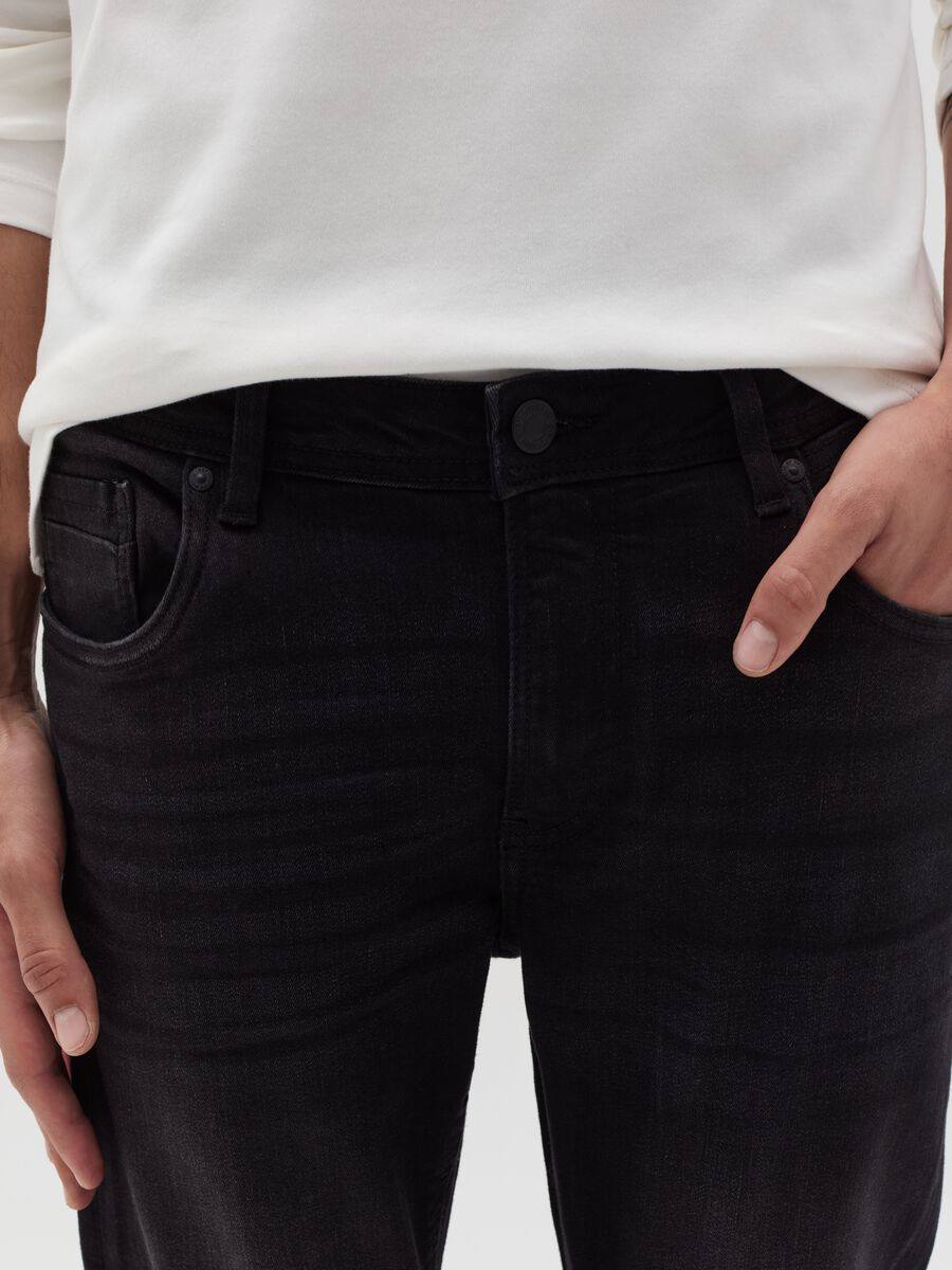 Jeans skinny fit stretch con scoloriture_3
